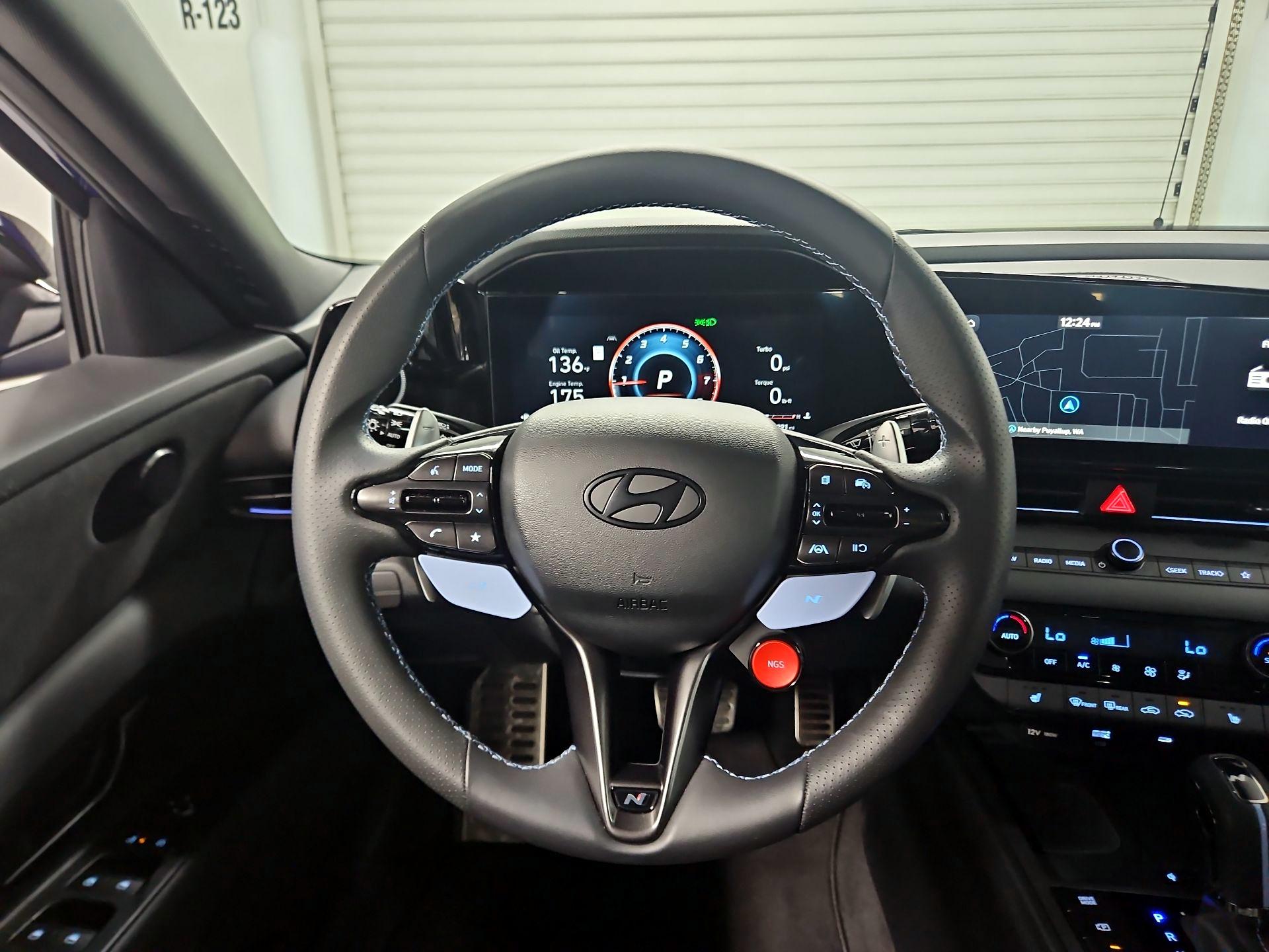 Thumbnail: 2024 Hyundai Elantra - 10