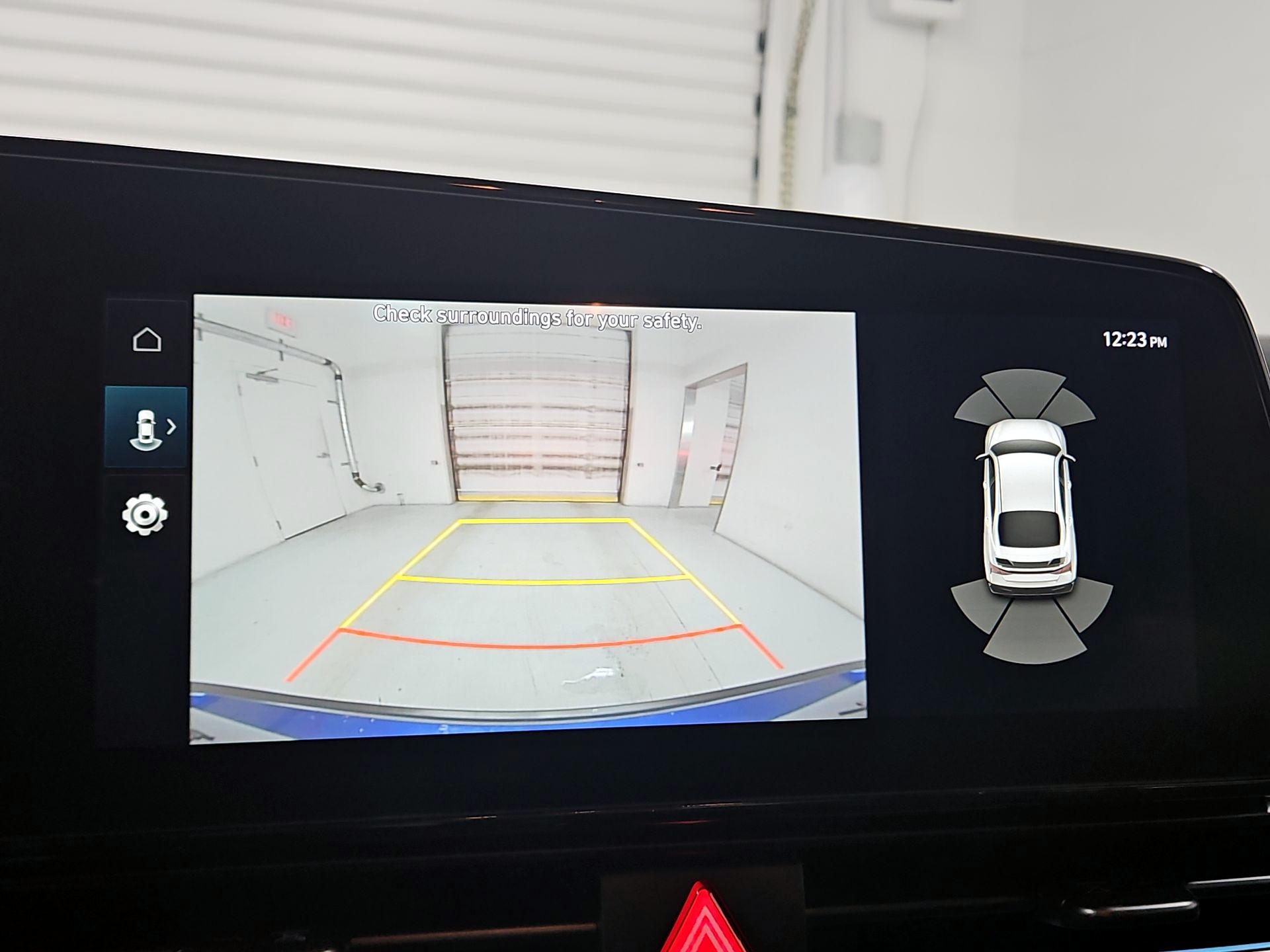 Thumbnail: 2024 Hyundai Elantra - 15