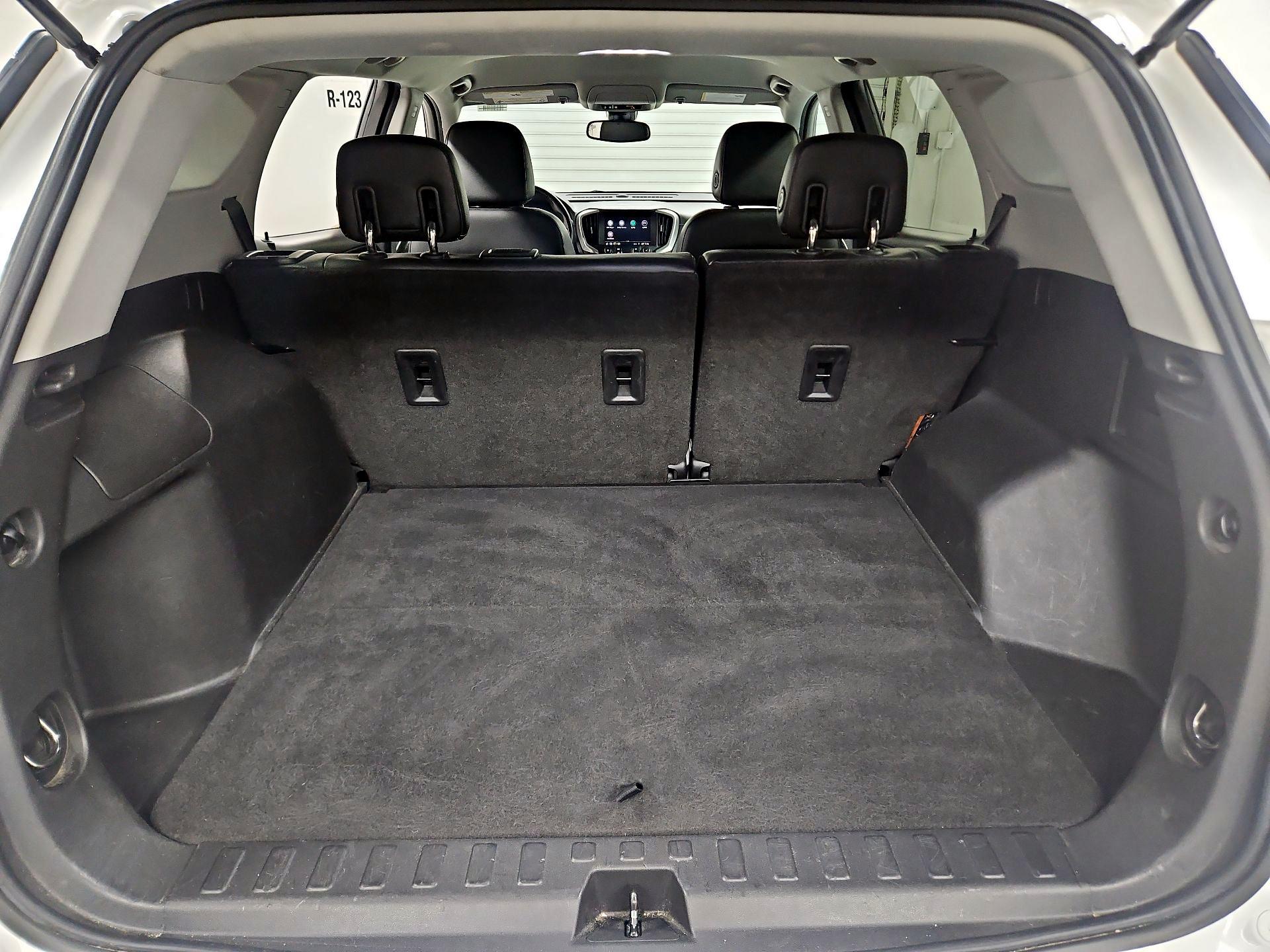 Thumbnail: 2020 GMC Terrain - 20