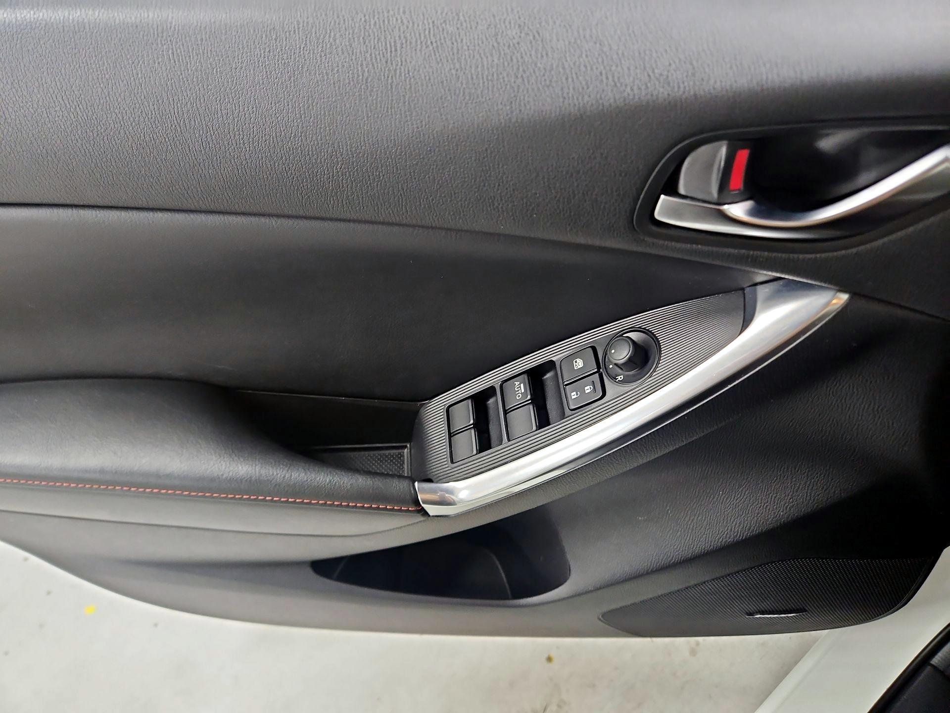 Thumbnail: 2015 Mazda CX-5 - 12