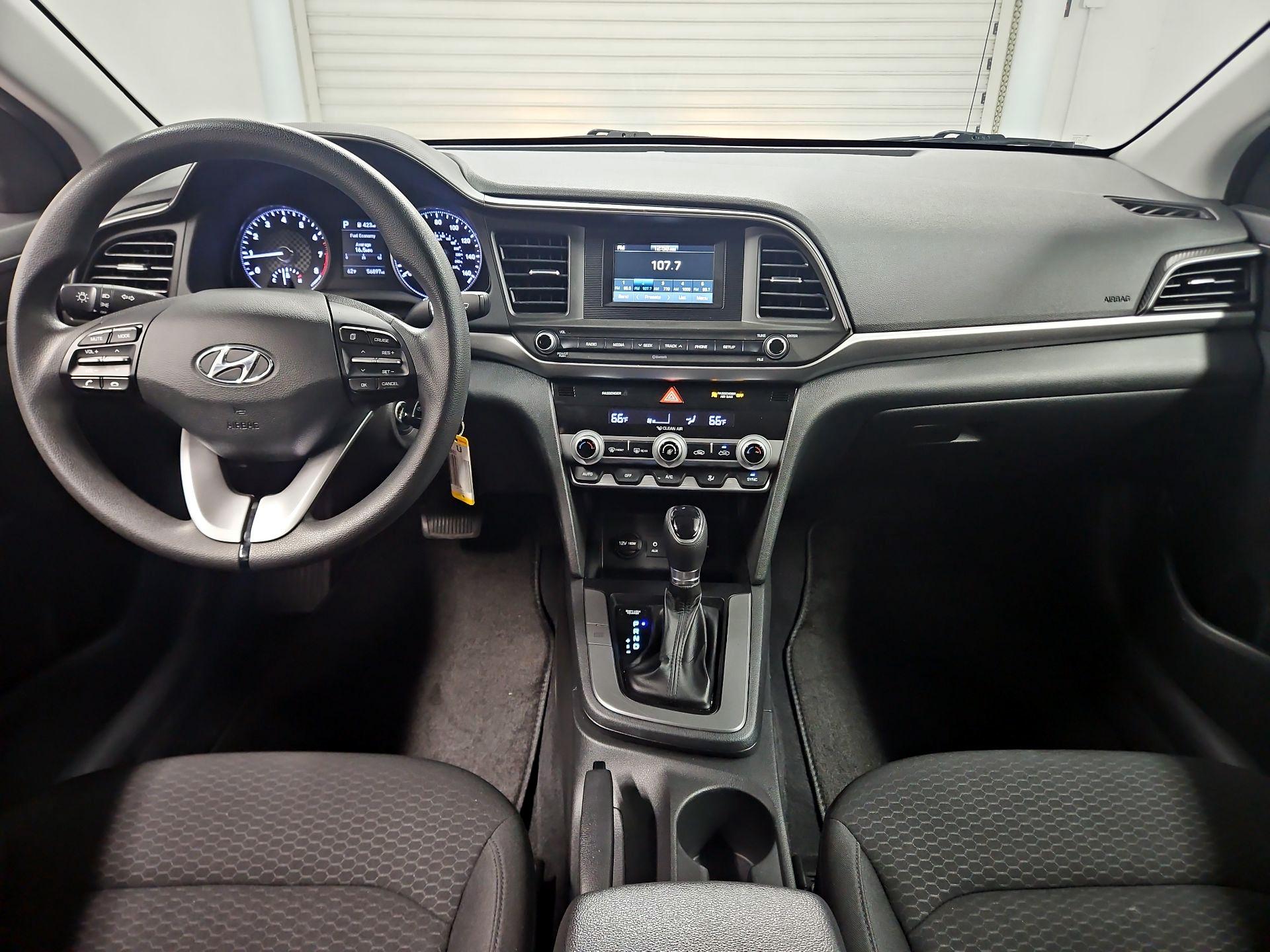 Thumbnail: 2020 Hyundai Elantra - 9