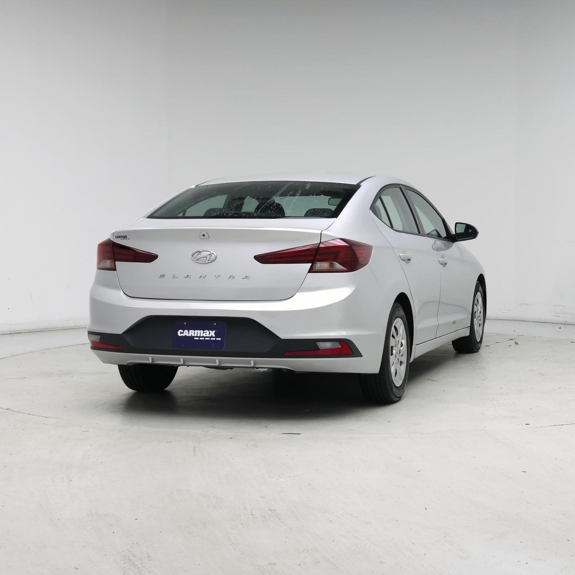 Thumbnail: 2020 Hyundai Elantra - 8