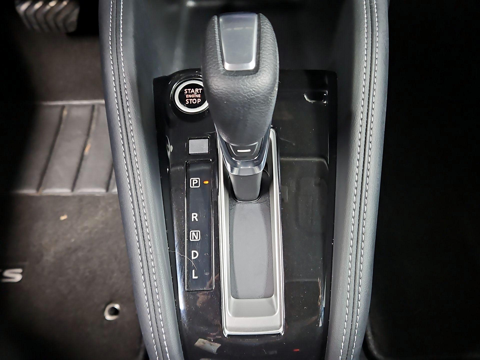 Thumbnail: 2019 Nissan Kicks - 17