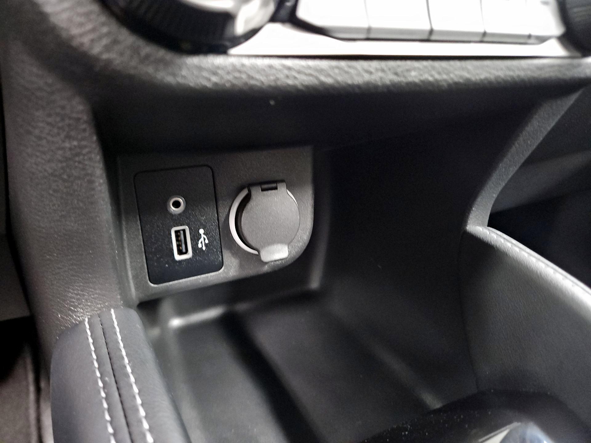 Thumbnail: 2019 Nissan Kicks - 18