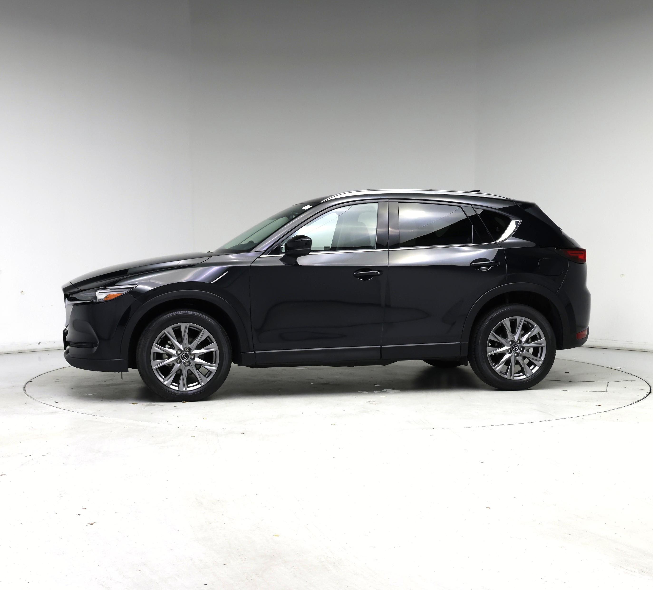 Thumbnail: 2021 Mazda CX-5 - 3