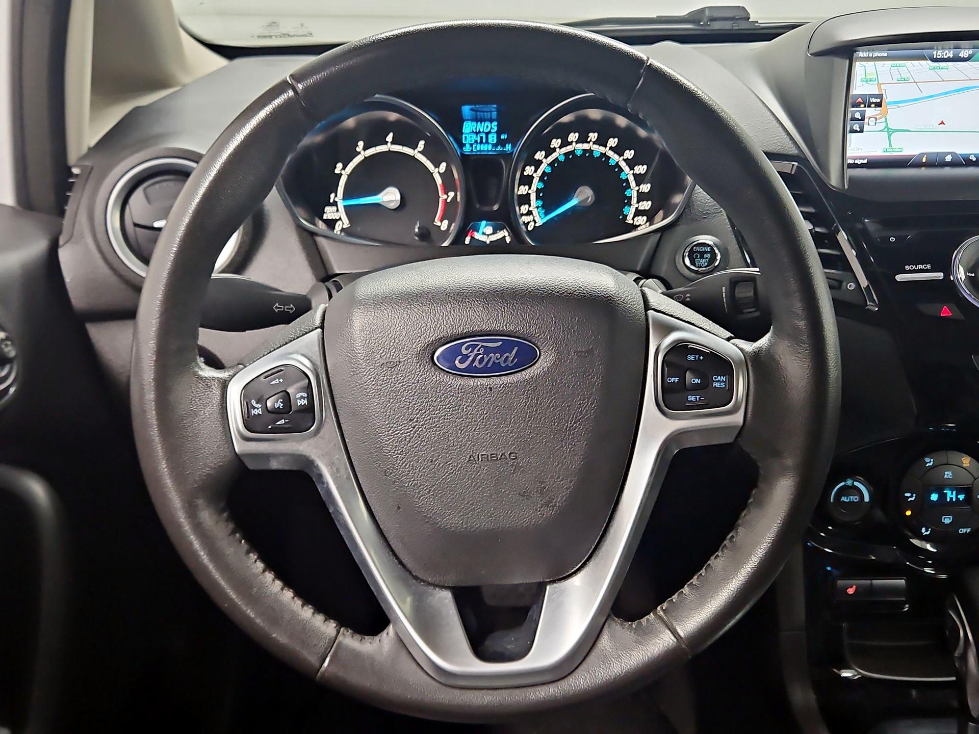 Thumbnail: 2014 Ford Fiesta - 10