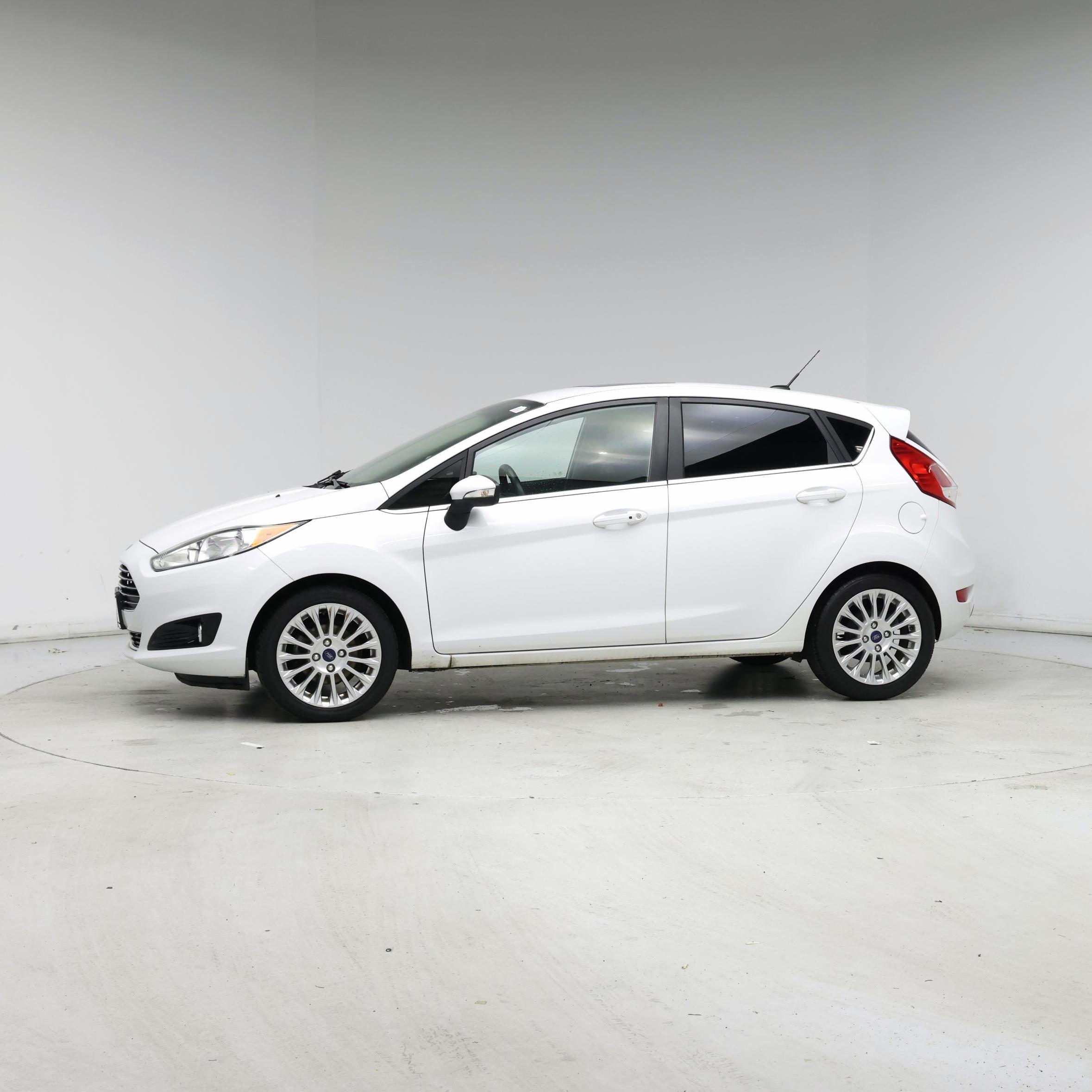 Thumbnail: 2014 Ford Fiesta - 3