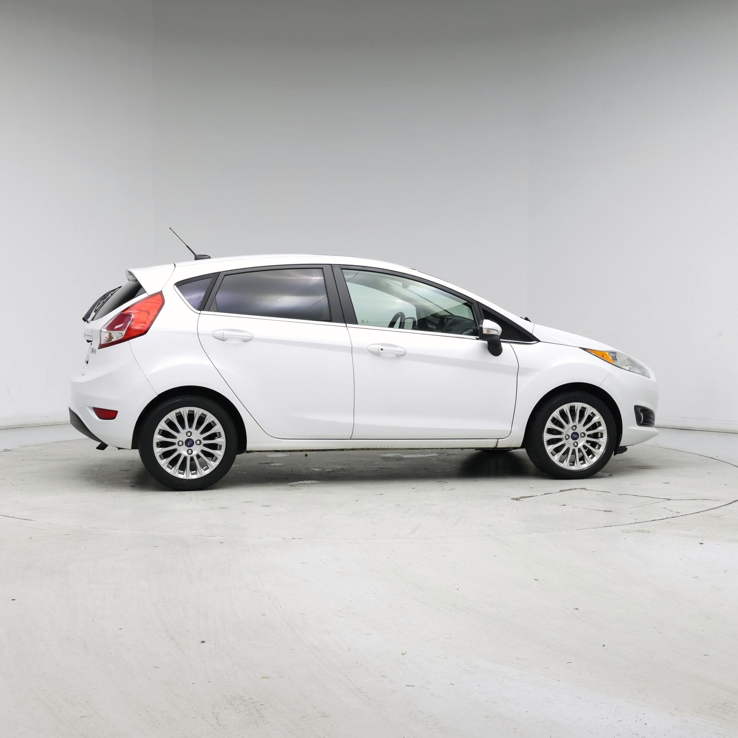 Thumbnail: 2014 Ford Fiesta - 7