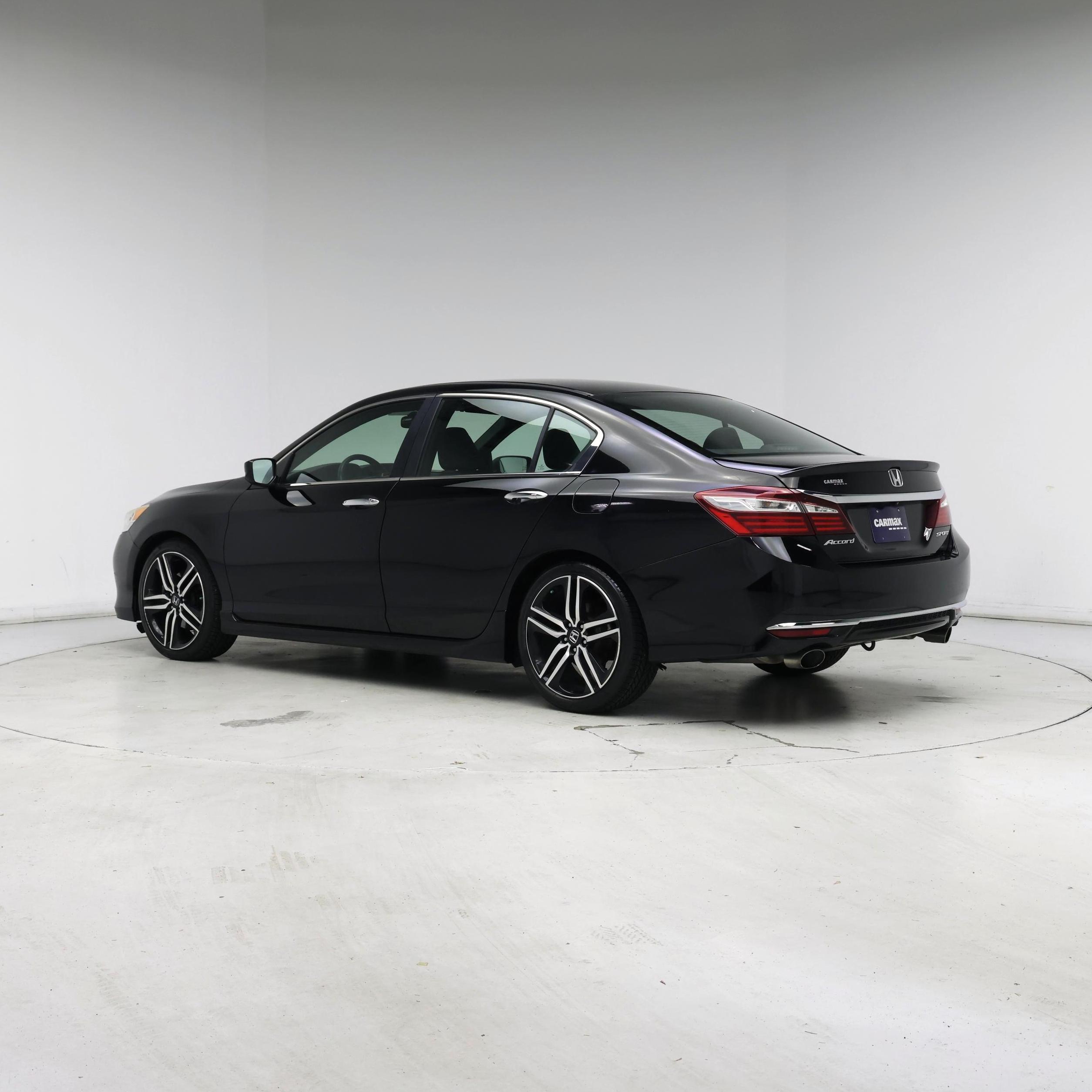 Thumbnail: 2017 Honda Accord - 2