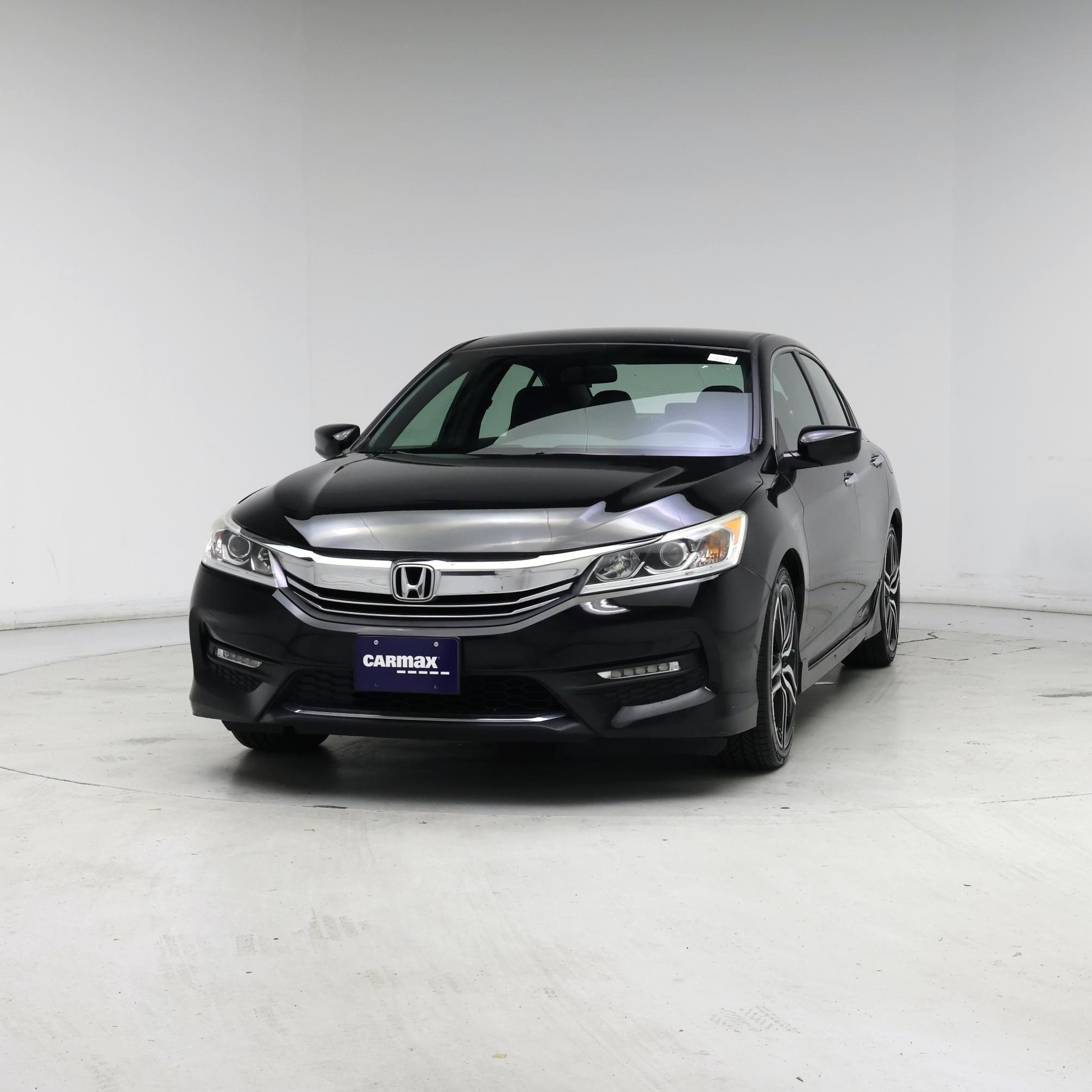 Thumbnail: 2017 Honda Accord - 4