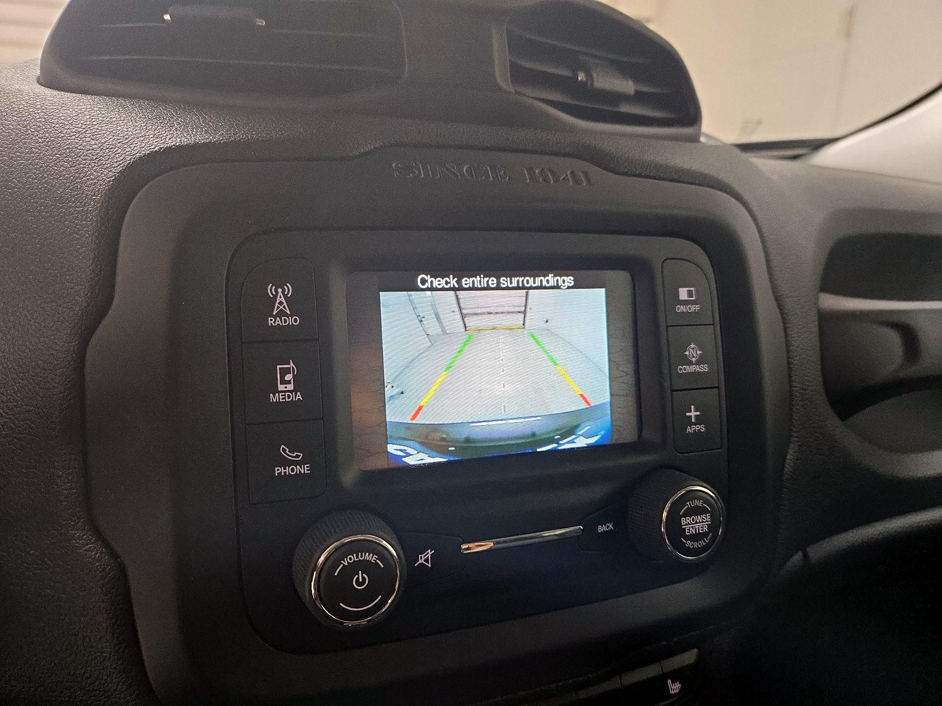 Thumbnail: 2017 Jeep Renegade - 14