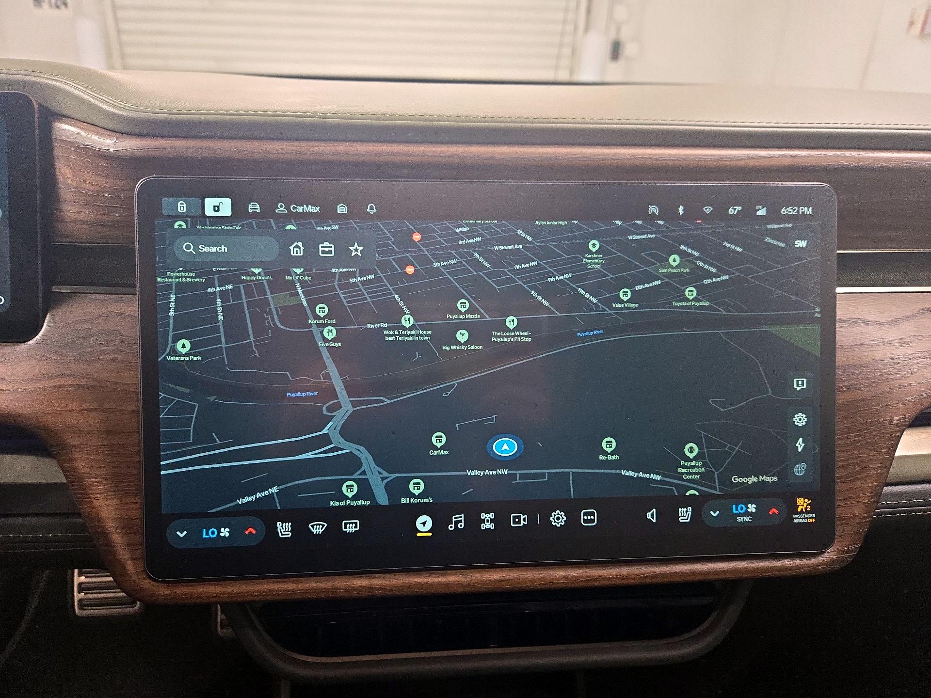 Thumbnail: 2022 Rivian R1T - 13