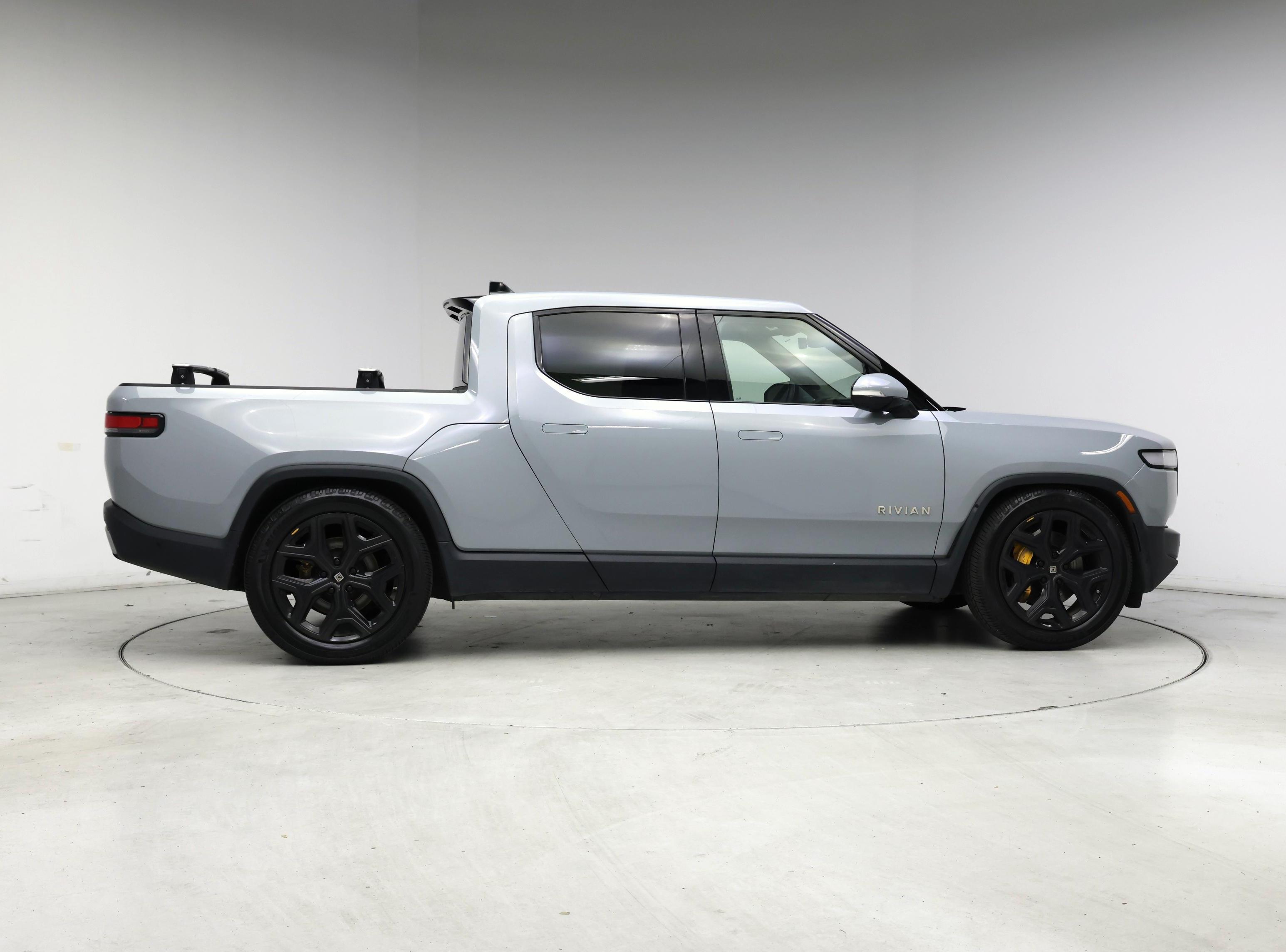 Thumbnail: 2022 Rivian R1T - 7