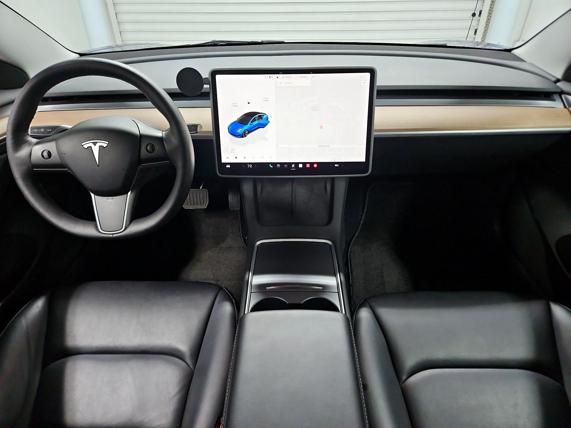 Thumbnail: 2023 Tesla Model 3 - 9