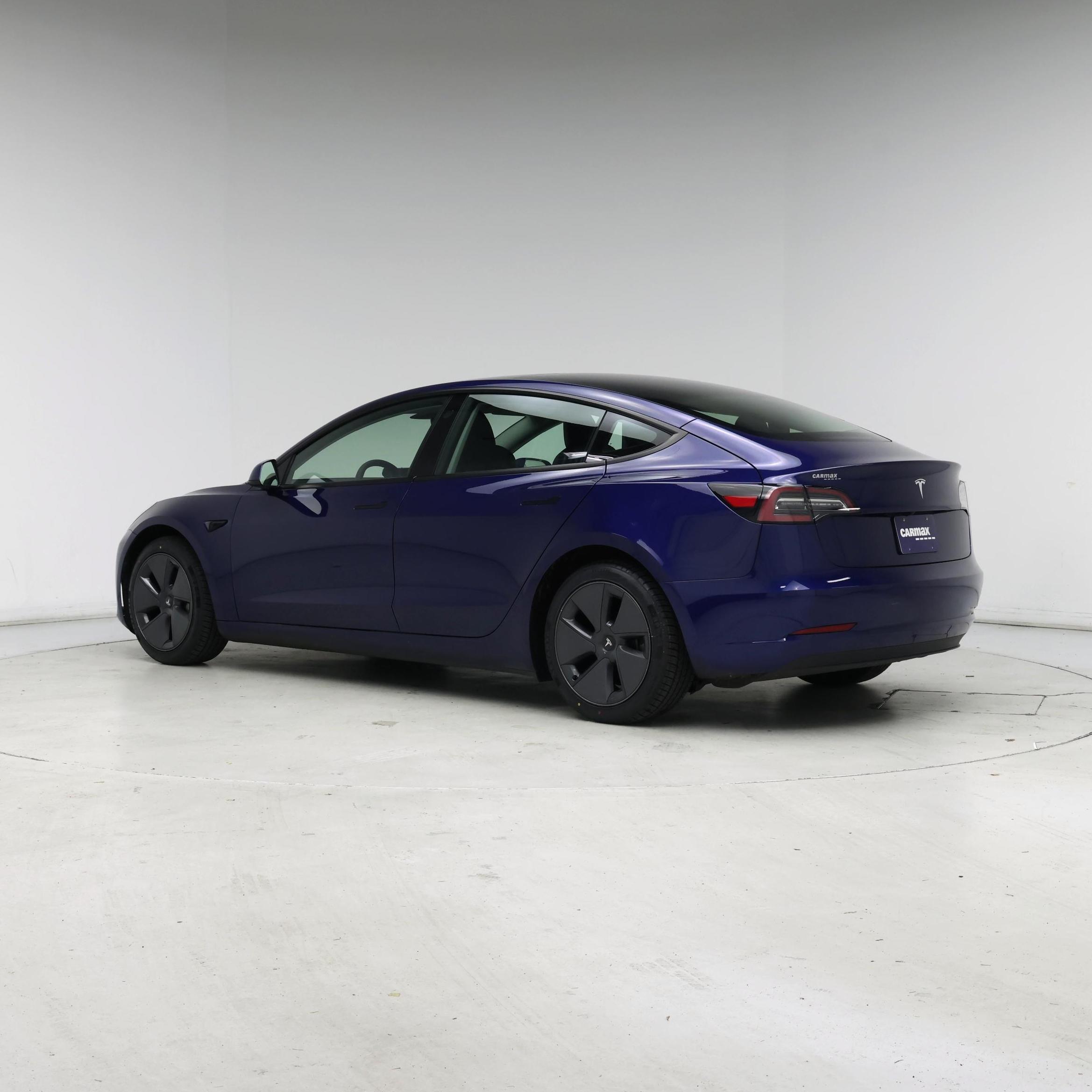 Thumbnail: 2023 Tesla Model 3 - 2