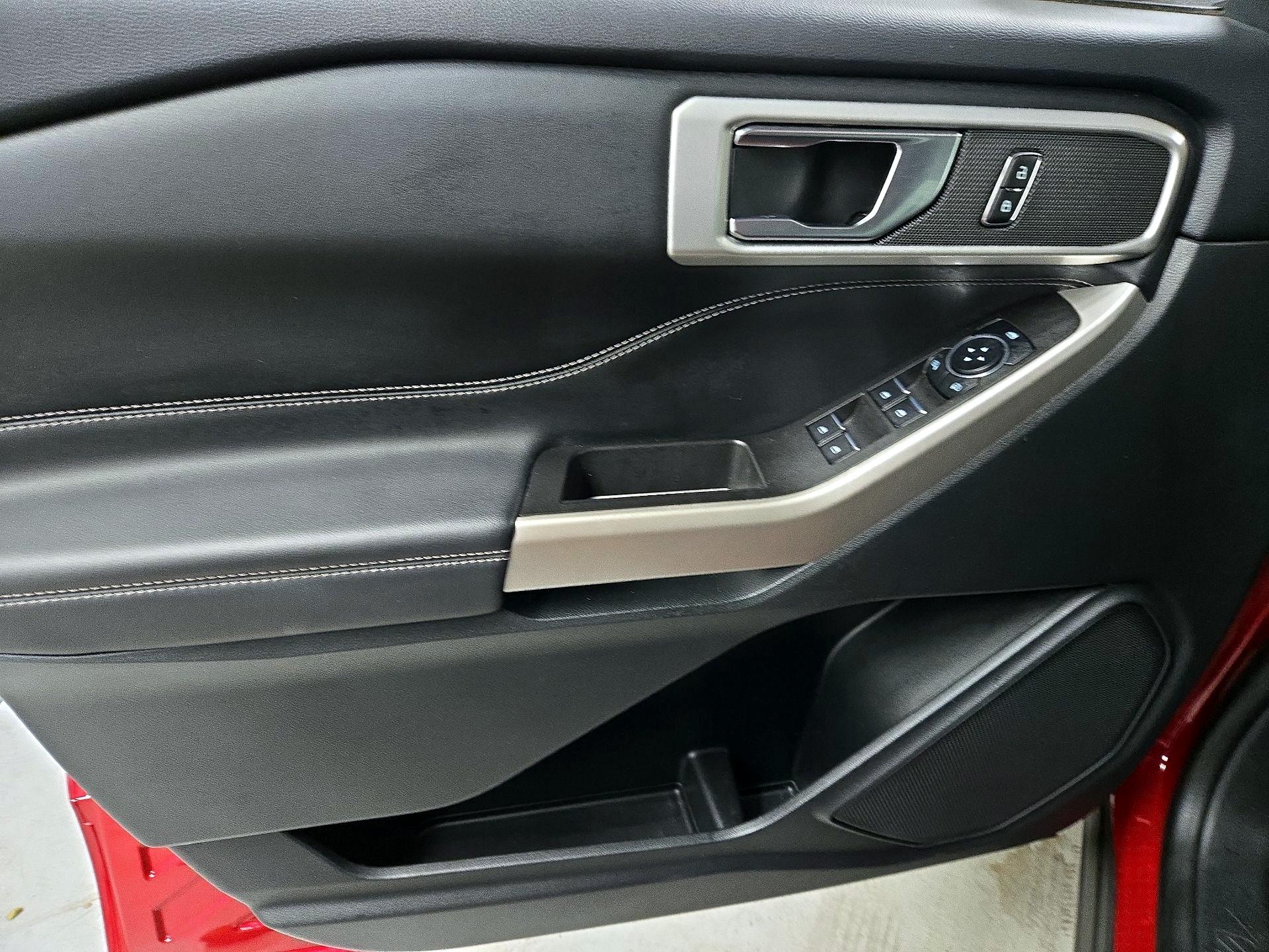 Thumbnail: 2023 Ford Explorer - 12