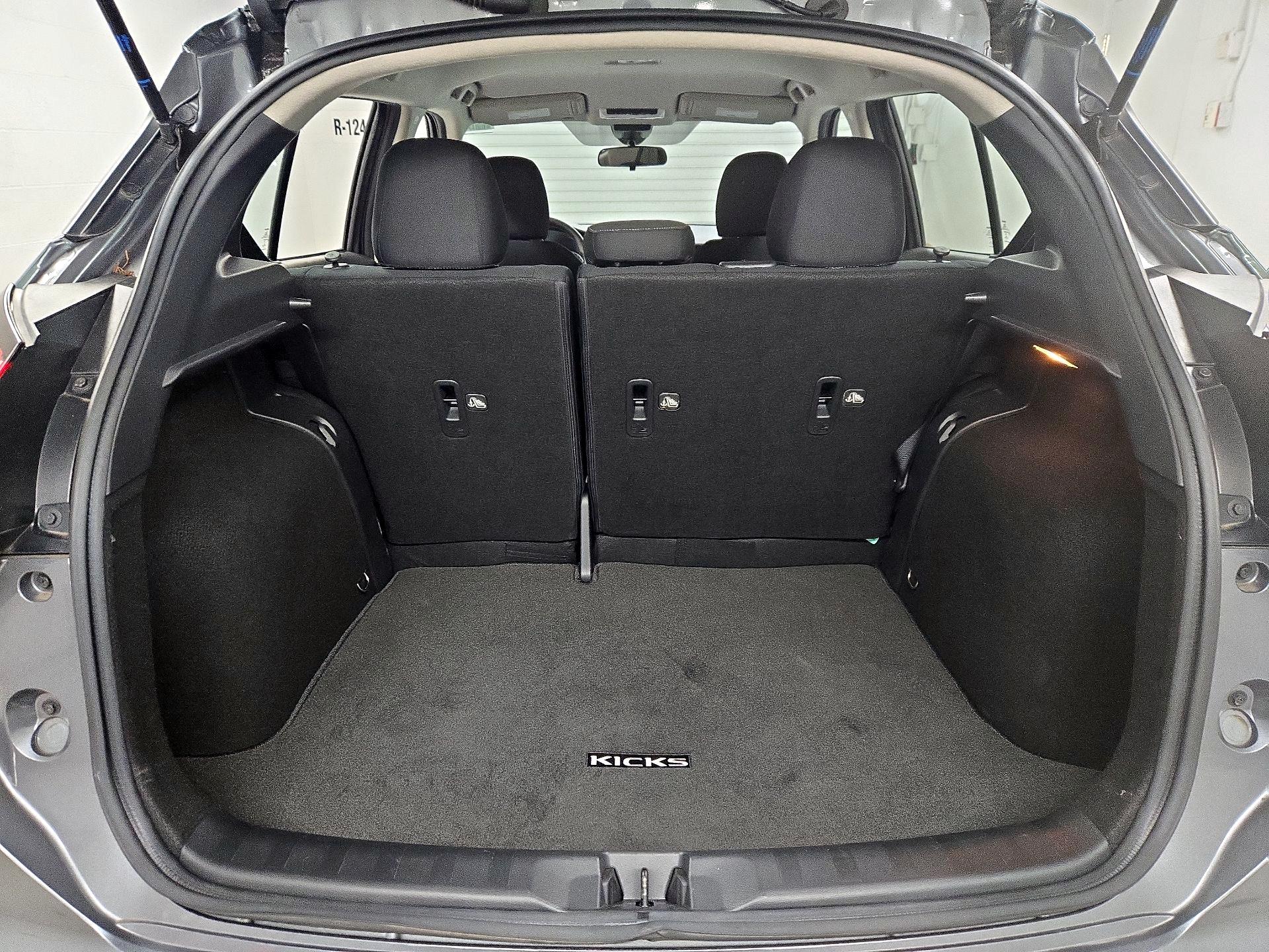 Thumbnail: 2021 Nissan Kicks - 20