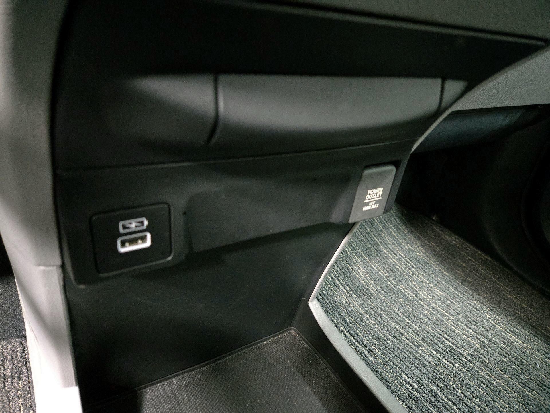 Thumbnail: 2021 Honda Odyssey - 18