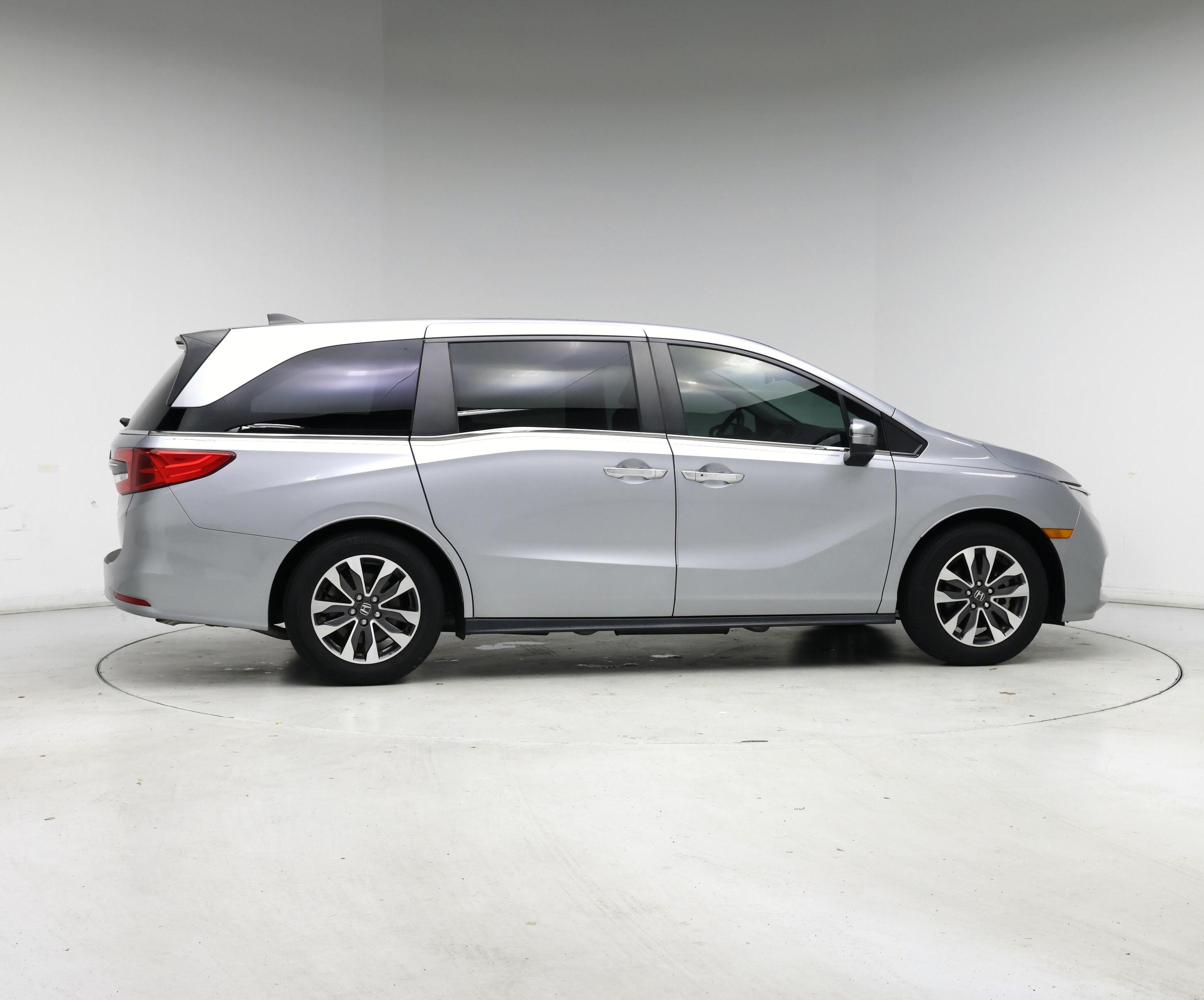 Thumbnail: 2021 Honda Odyssey - 7