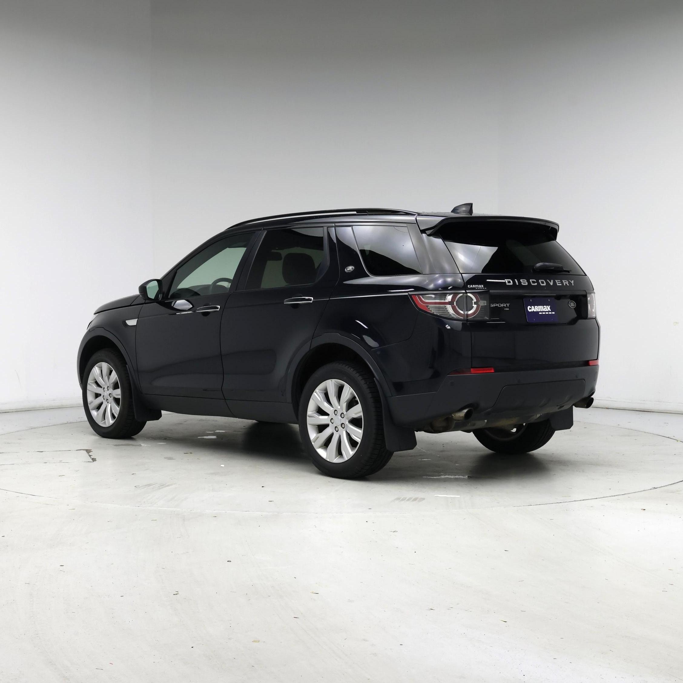 Thumbnail: 2017 Land Rover Discovery Sport - 2