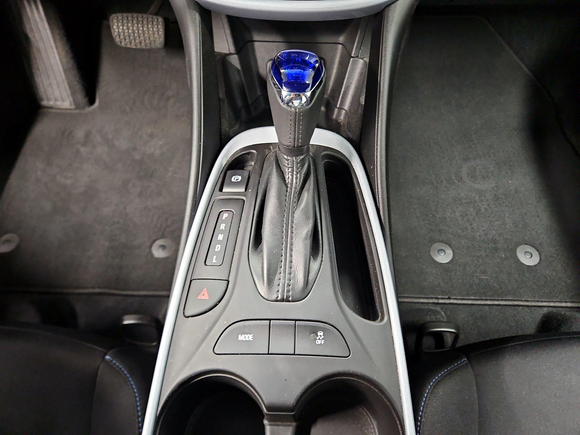 Thumbnail: 2017 Chevrolet Volt - 17