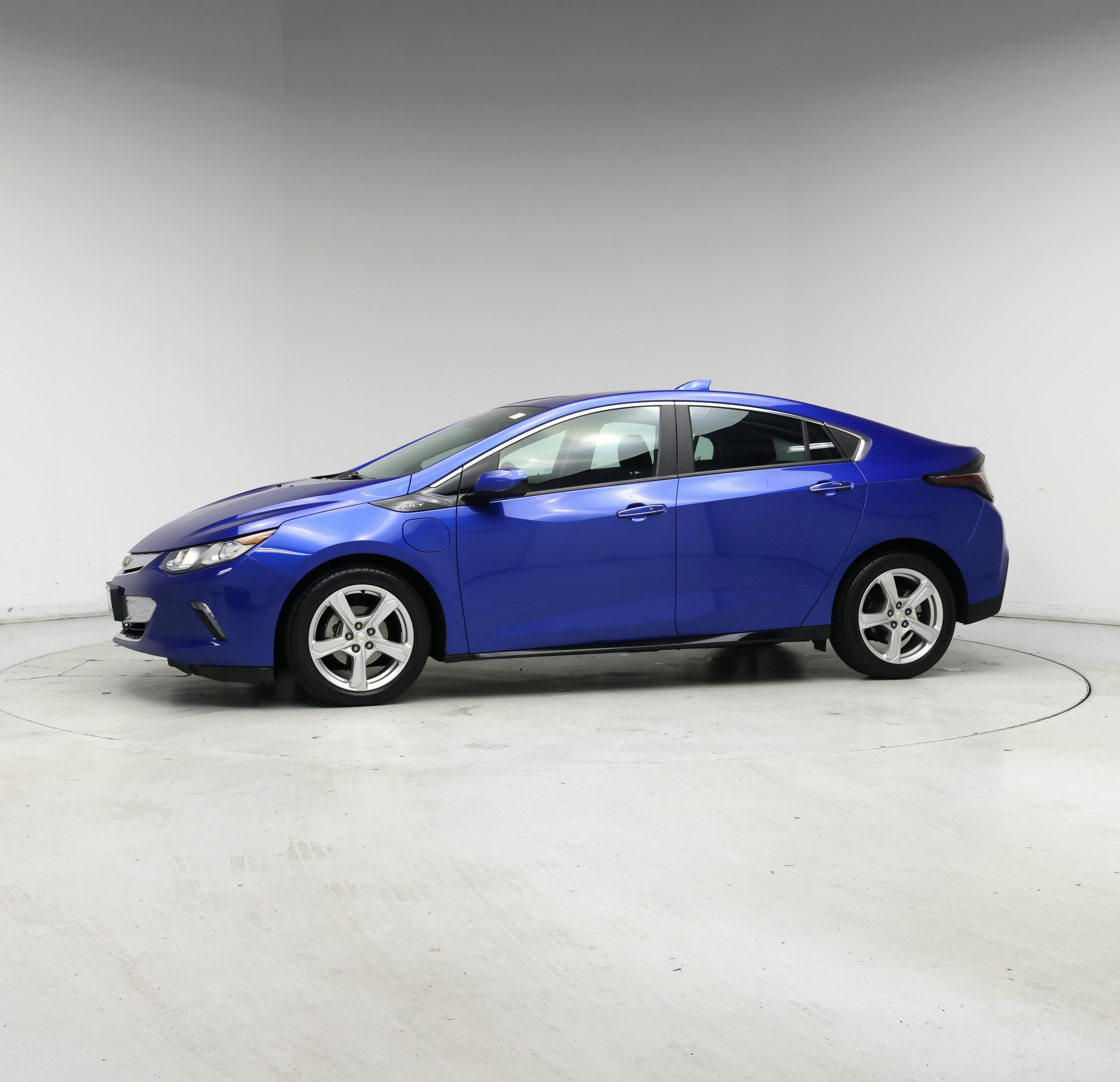 Thumbnail: 2017 Chevrolet Volt - 3