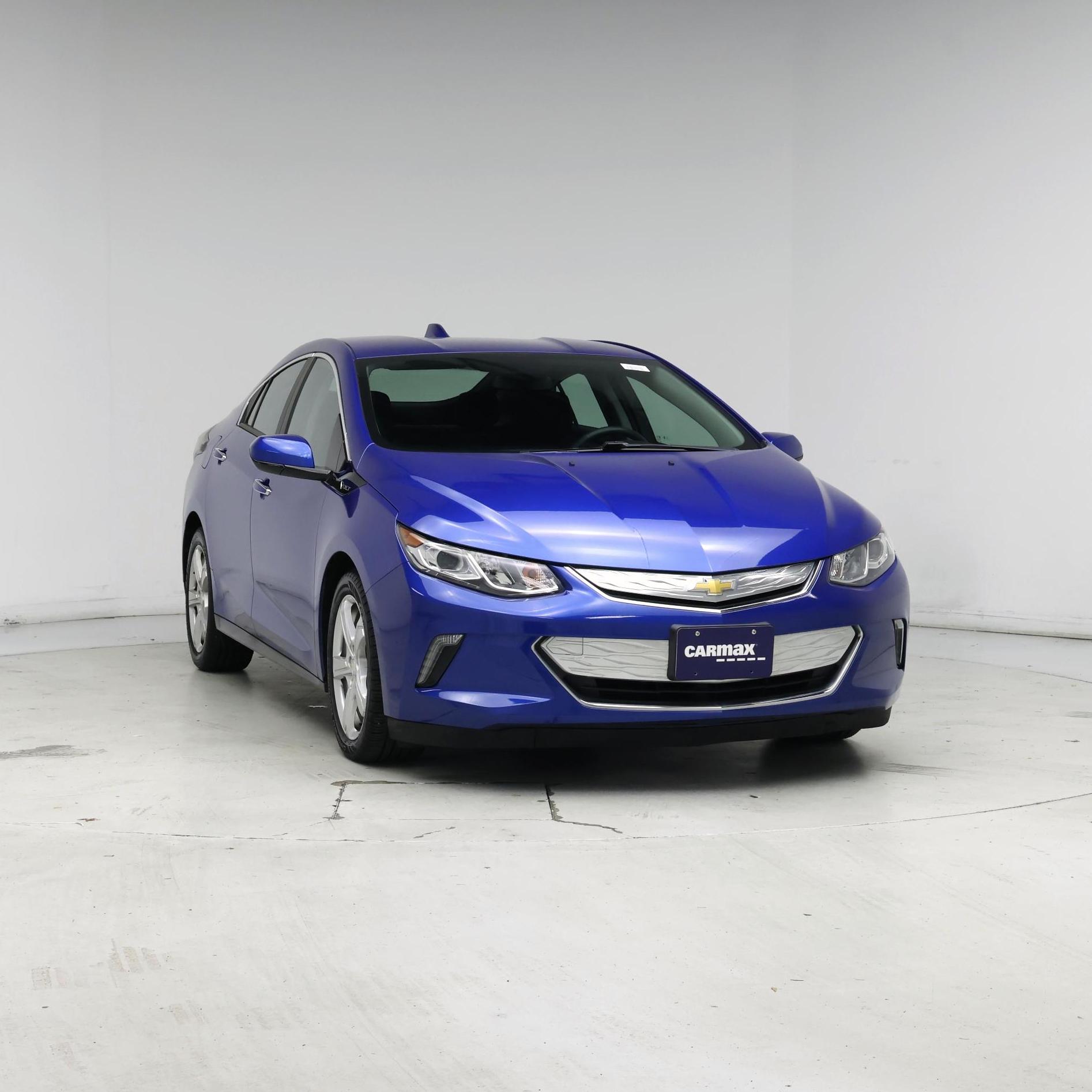 Thumbnail: 2017 Chevrolet Volt - 5