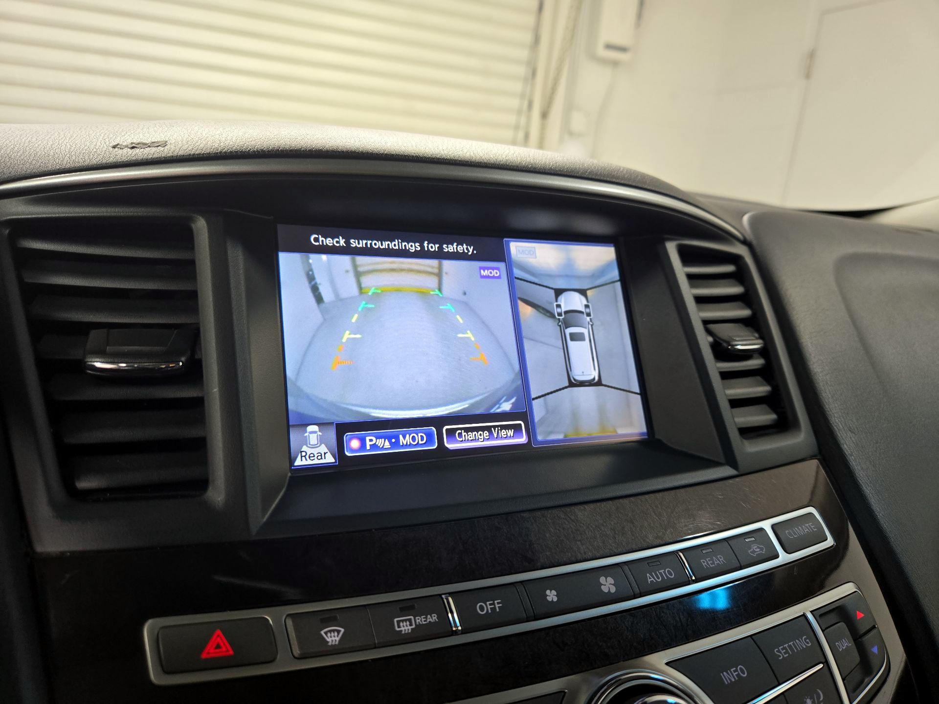 Thumbnail: 2014 INFINITI QX60 - 14