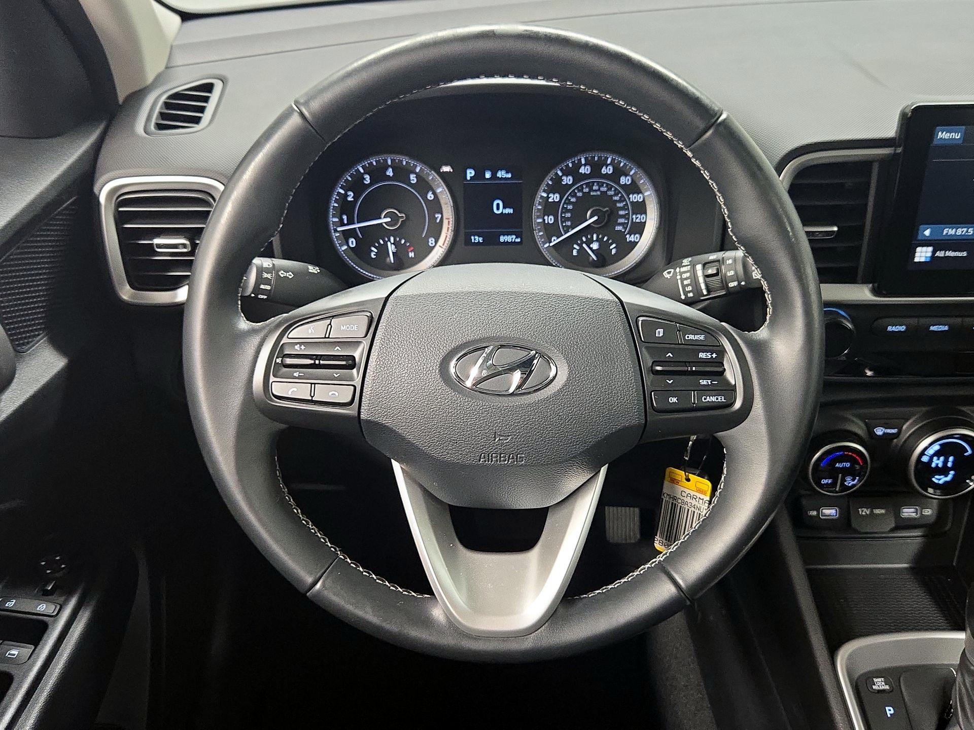 Thumbnail: 2022 Hyundai Venue - 10