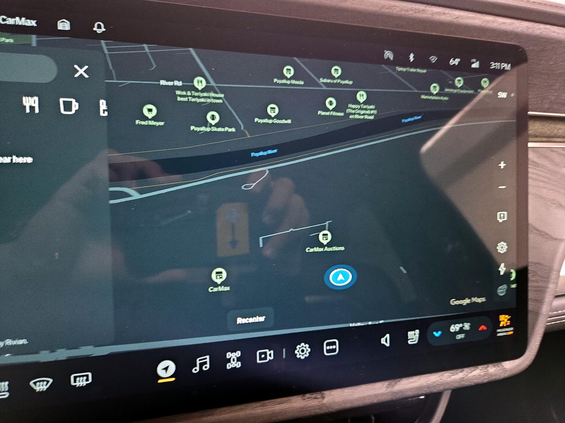 Thumbnail: 2023 Rivian R1T - 13