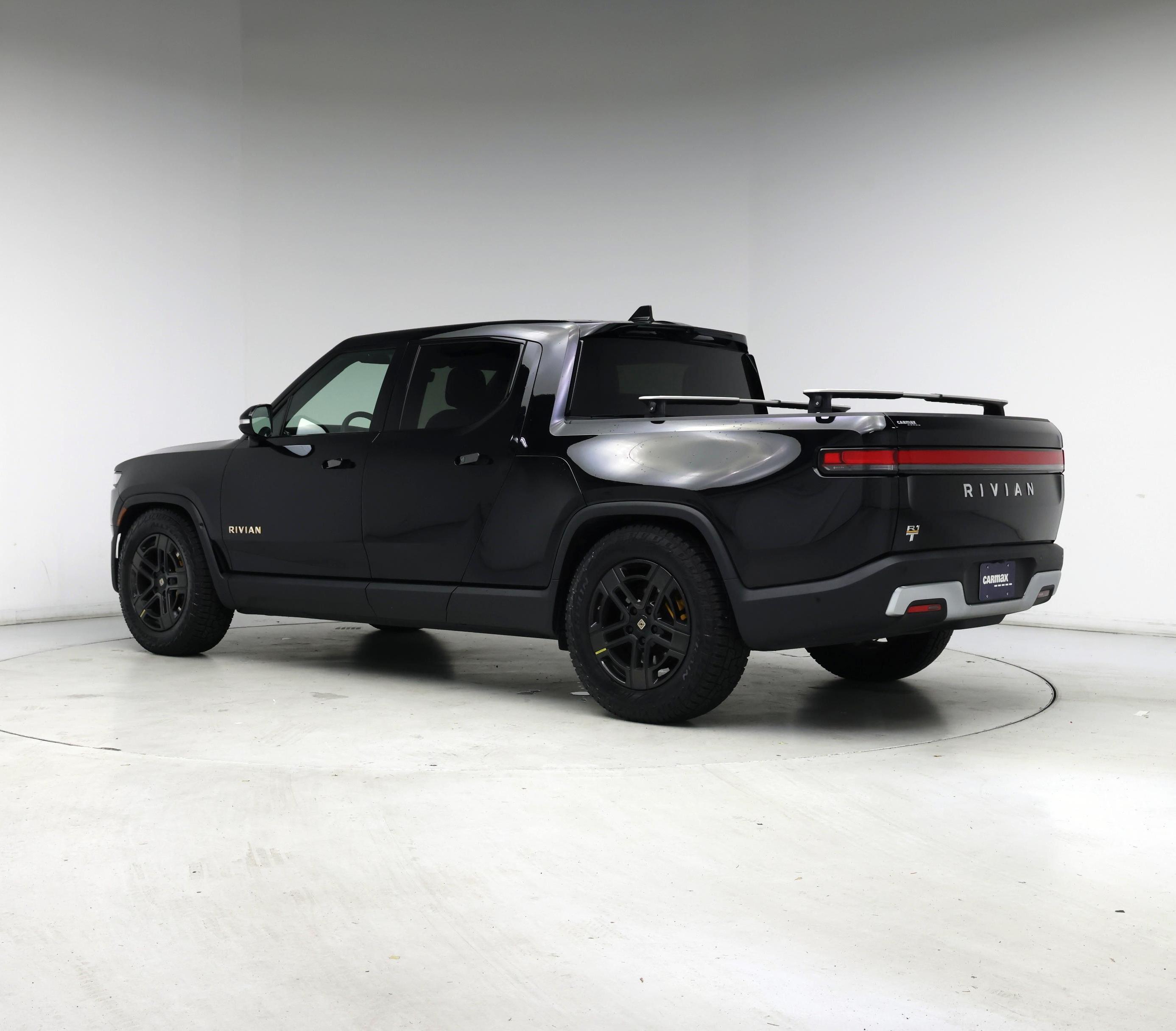 Thumbnail: 2023 Rivian R1T - 2