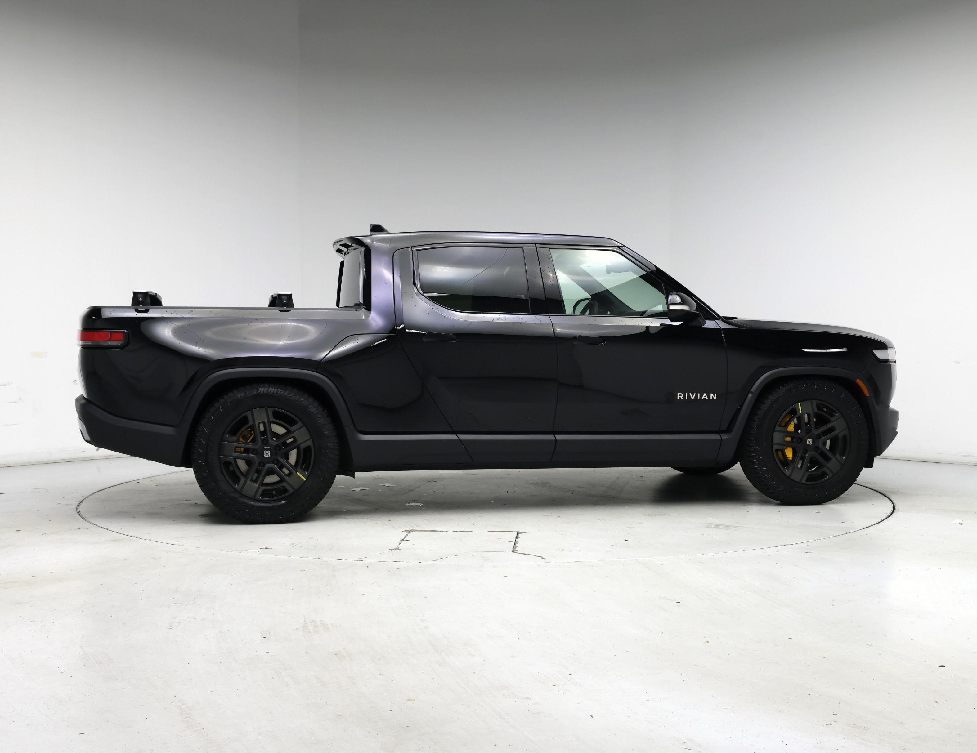 Thumbnail: 2023 Rivian R1T - 7