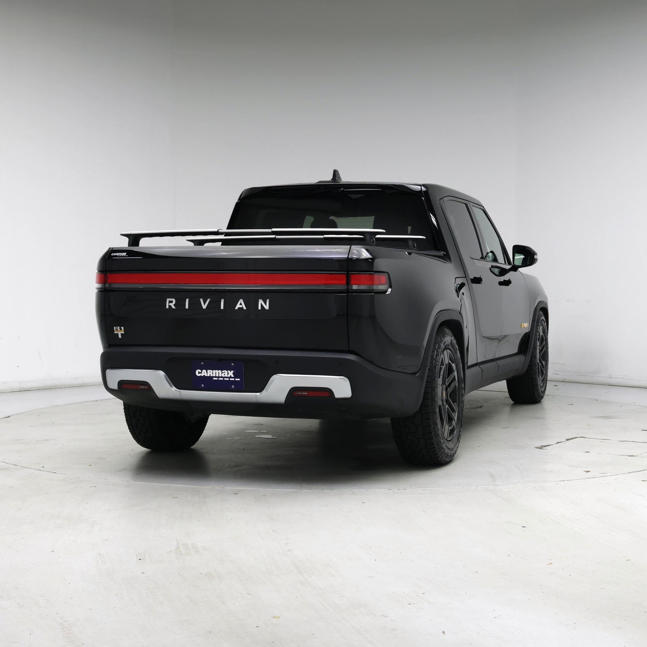 Thumbnail: 2023 Rivian R1T - 8