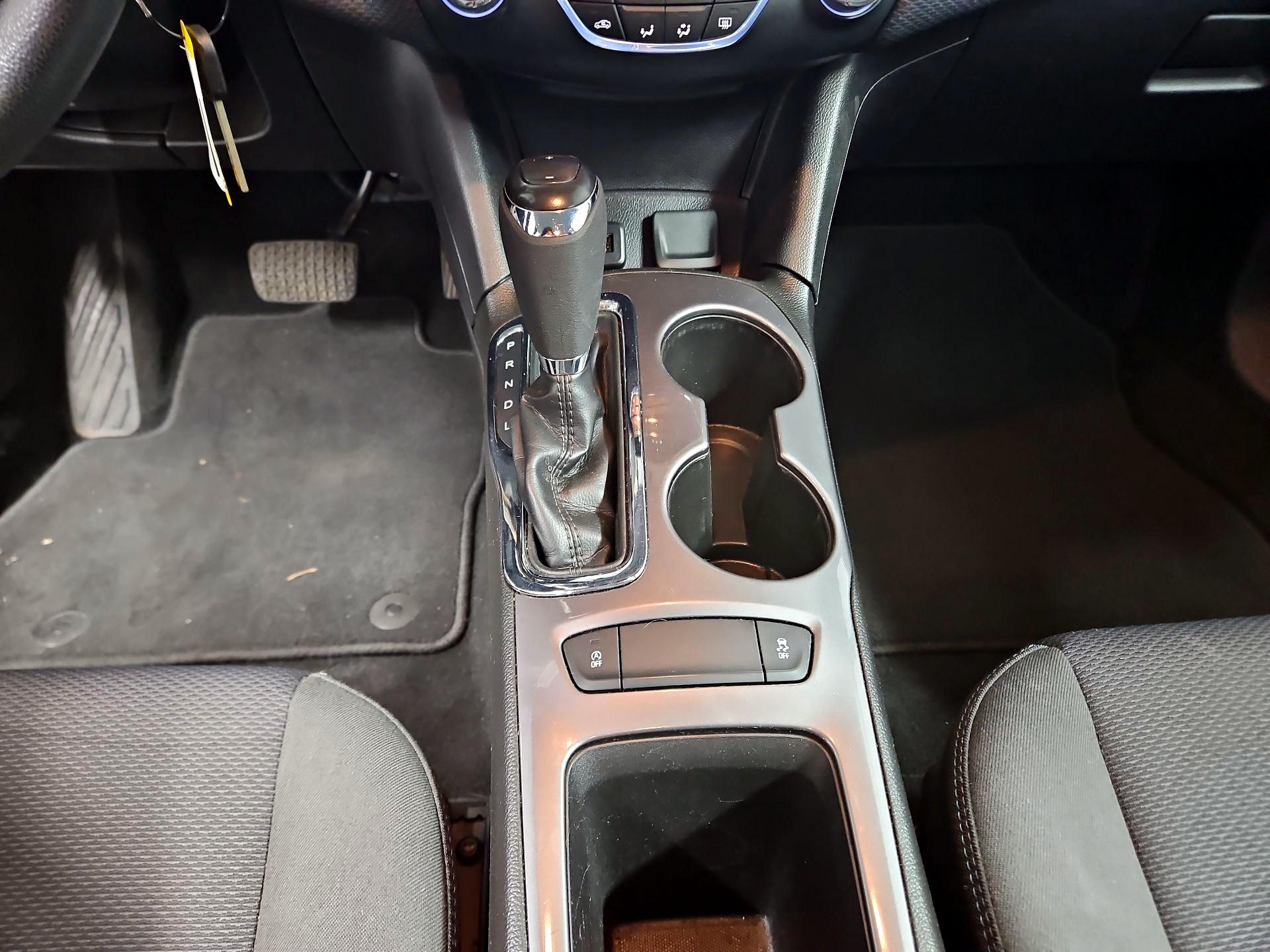 Thumbnail: 2019 Chevrolet Cruze - 17