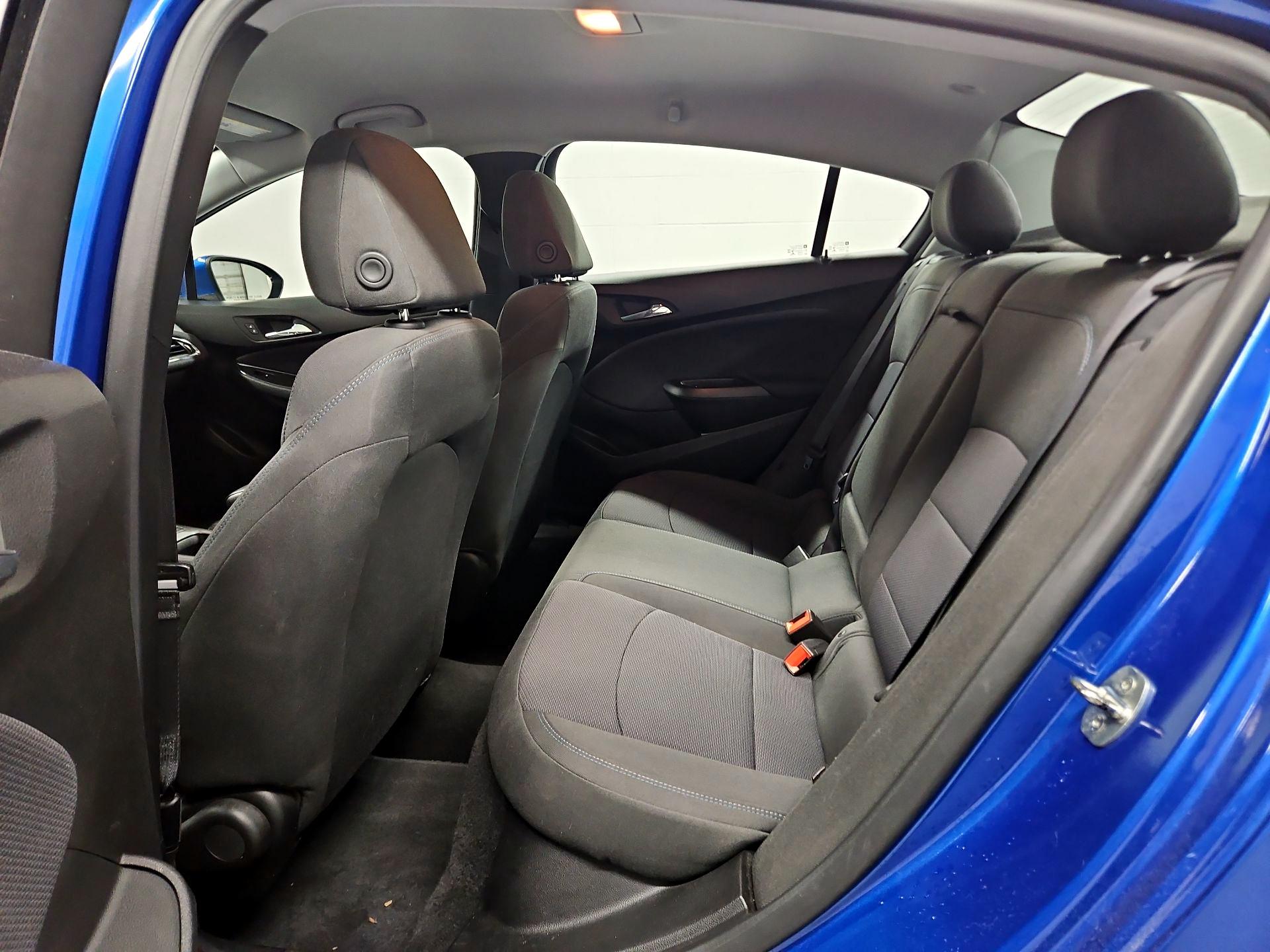 Thumbnail: 2019 Chevrolet Cruze - 19