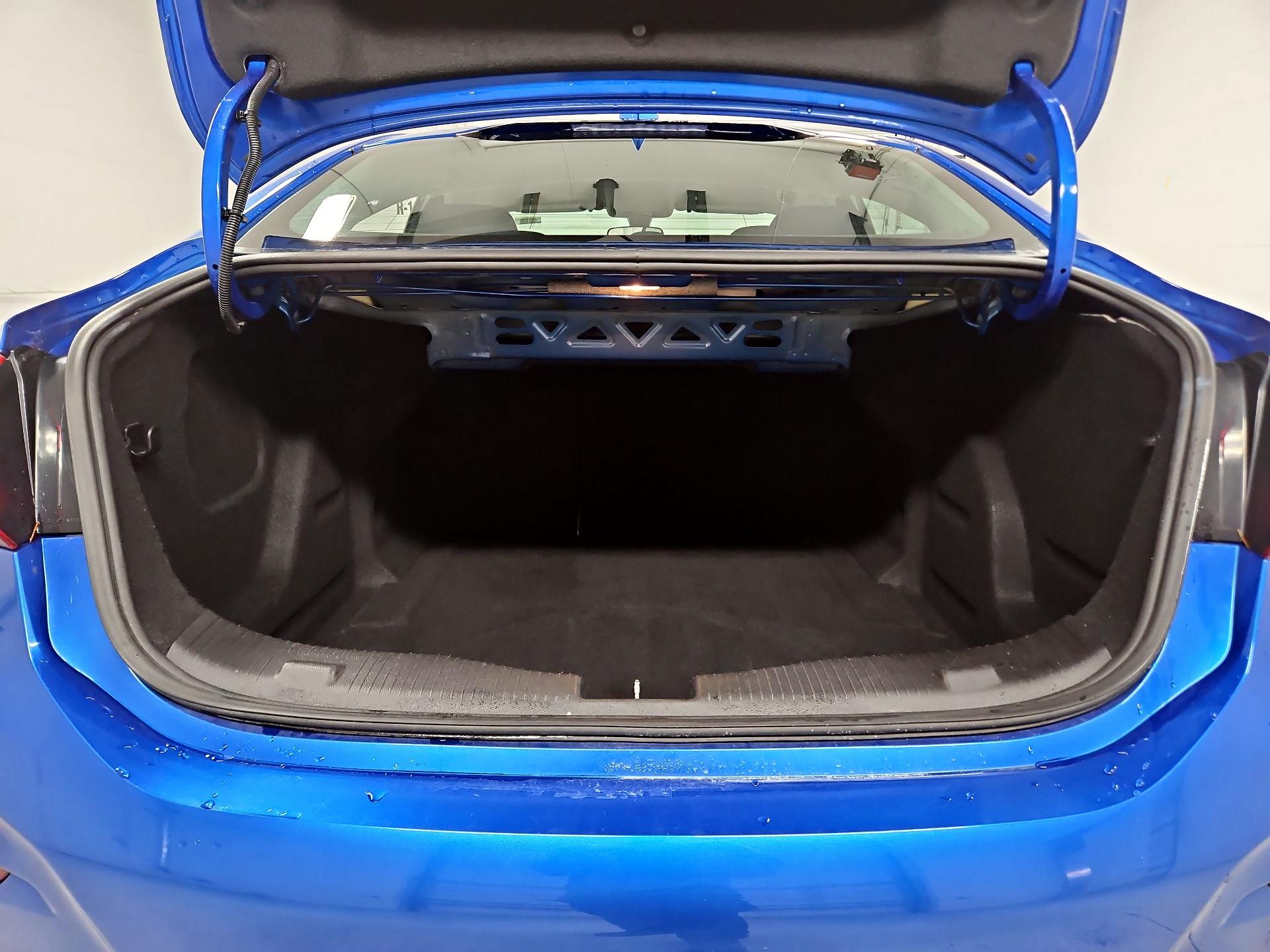 Thumbnail: 2019 Chevrolet Cruze - 20