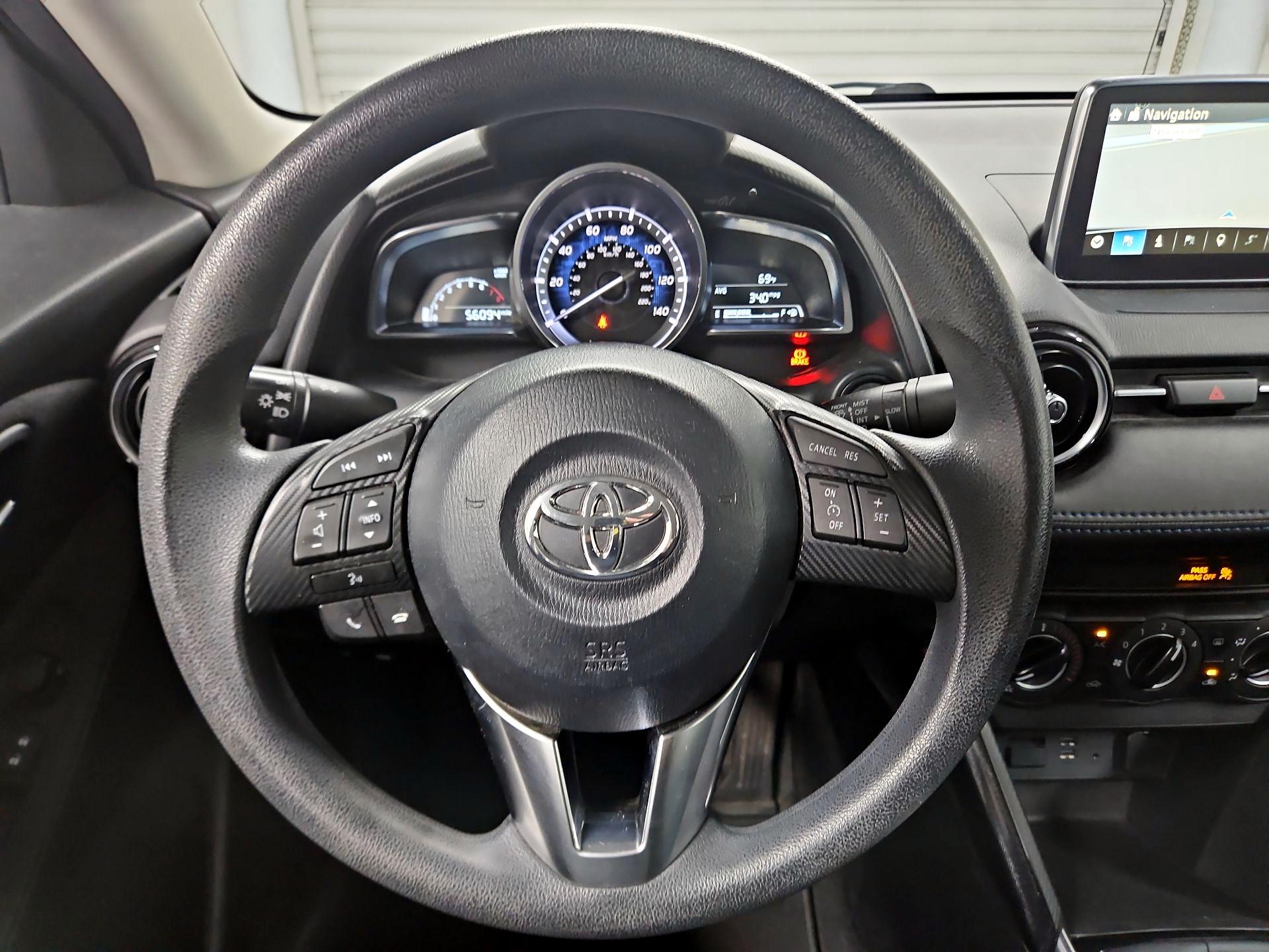 Thumbnail: 2017 Toyota Yaris iA - 10