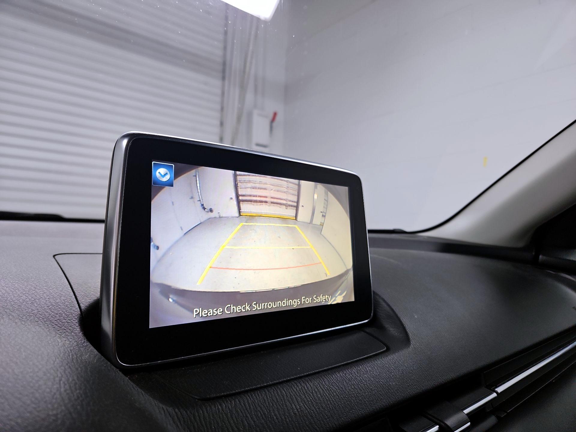 Thumbnail: 2017 Toyota Yaris iA - 15