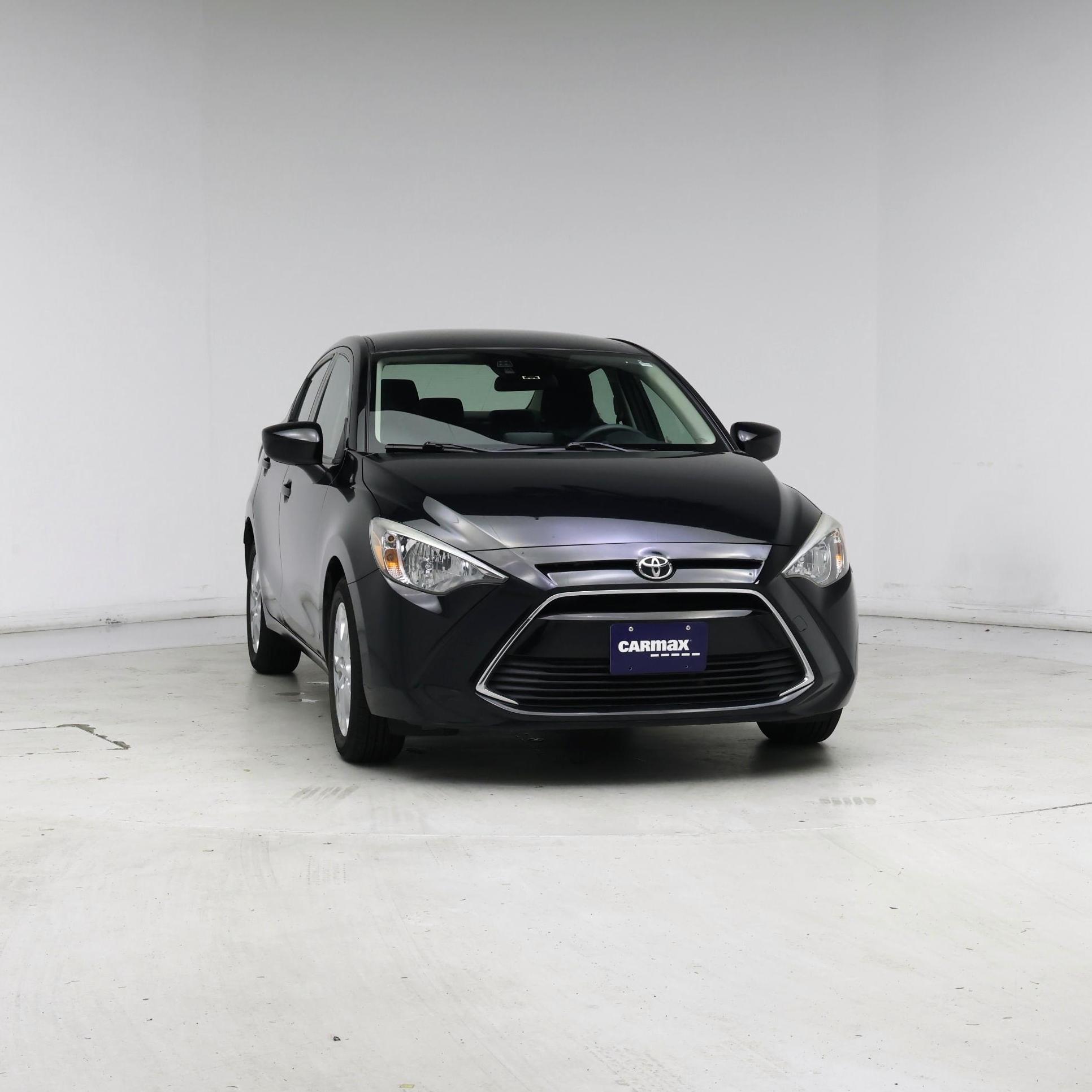 Thumbnail: 2017 Toyota Yaris iA - 5