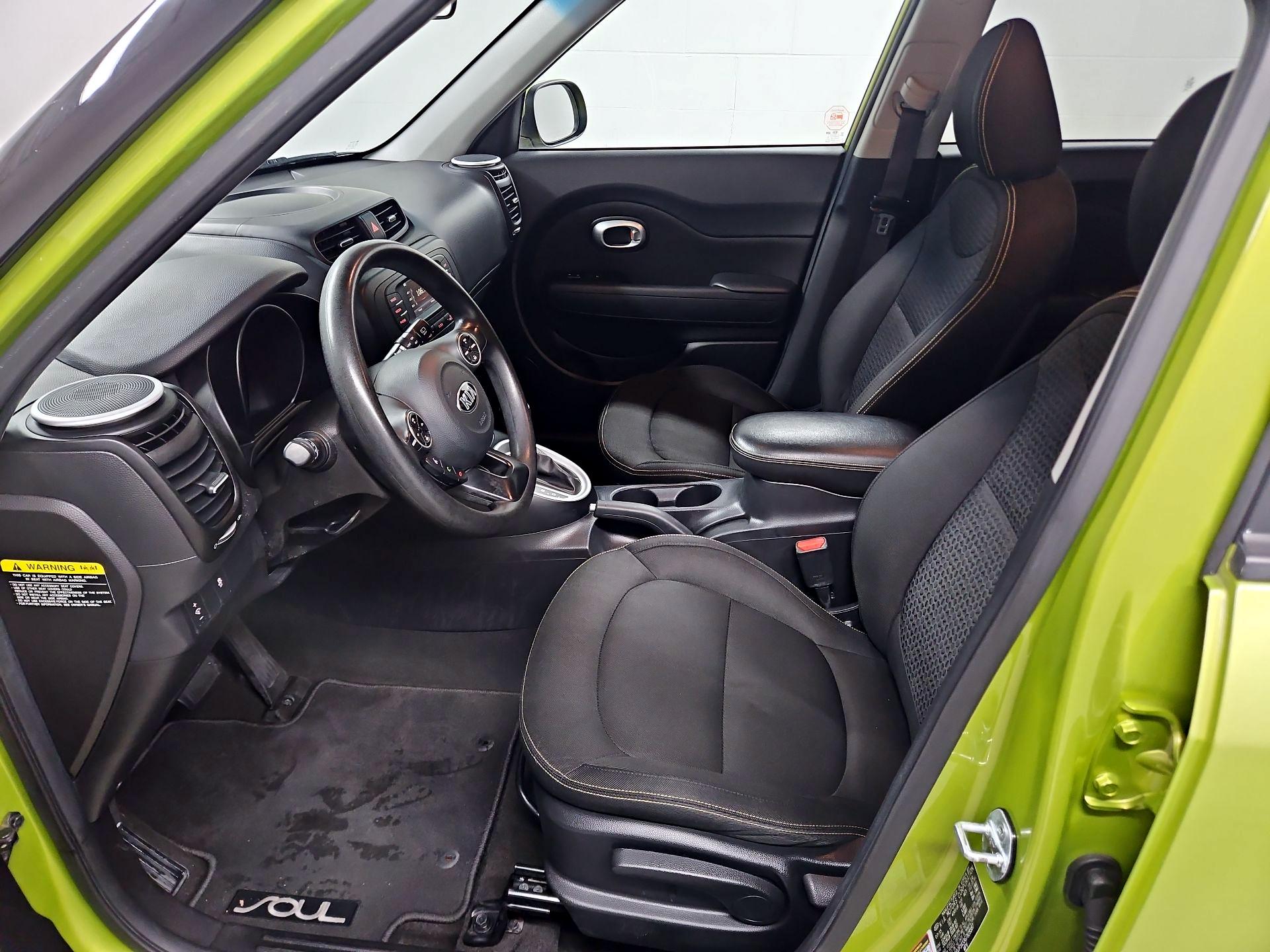 Thumbnail: 2016 Kia Soul - 11