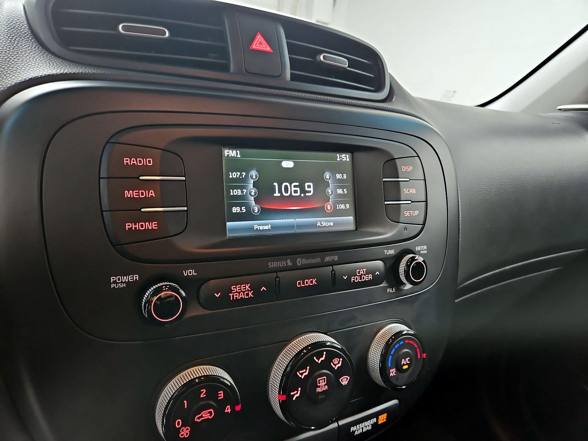 Thumbnail: 2016 Kia Soul - 15