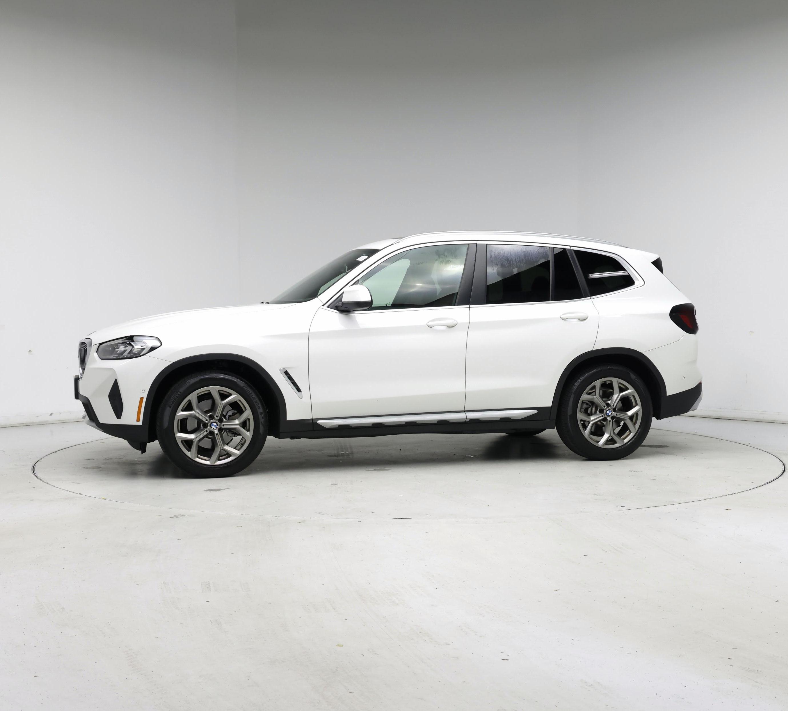 Thumbnail: 2023 BMW X3 - 3