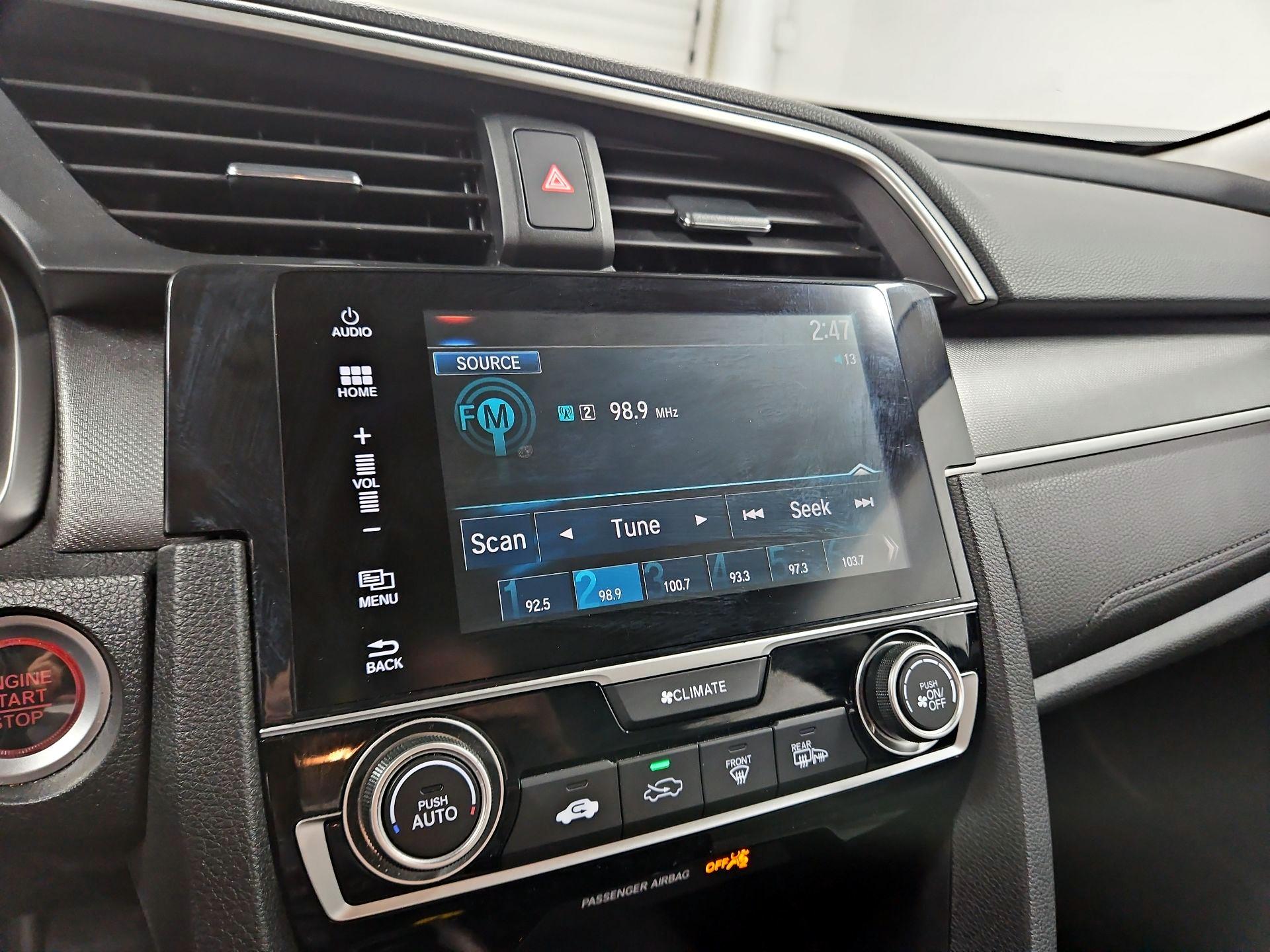 Thumbnail: 2016 Honda Civic - 15