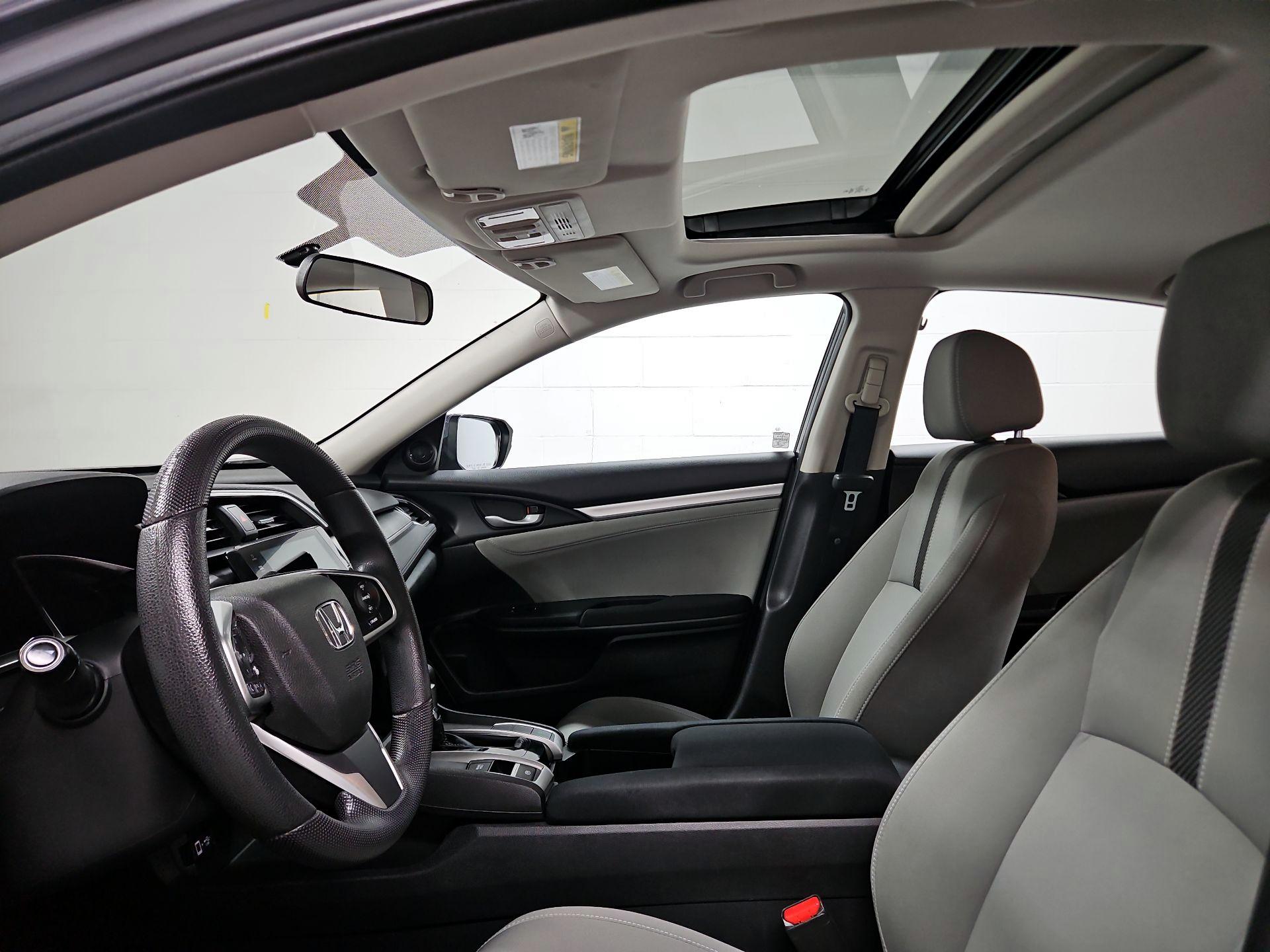 Thumbnail: 2016 Honda Civic - 19