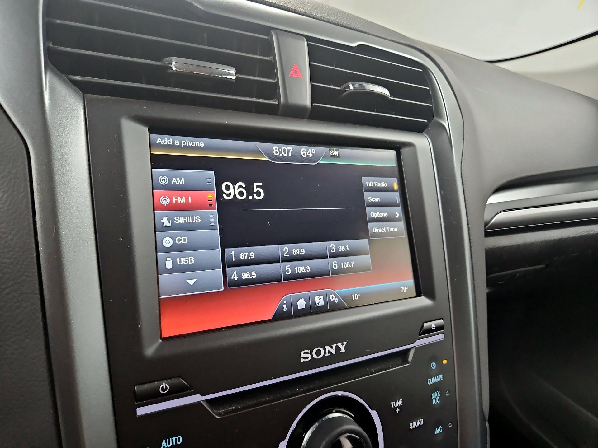 Thumbnail: 2015 Ford Fusion - 16