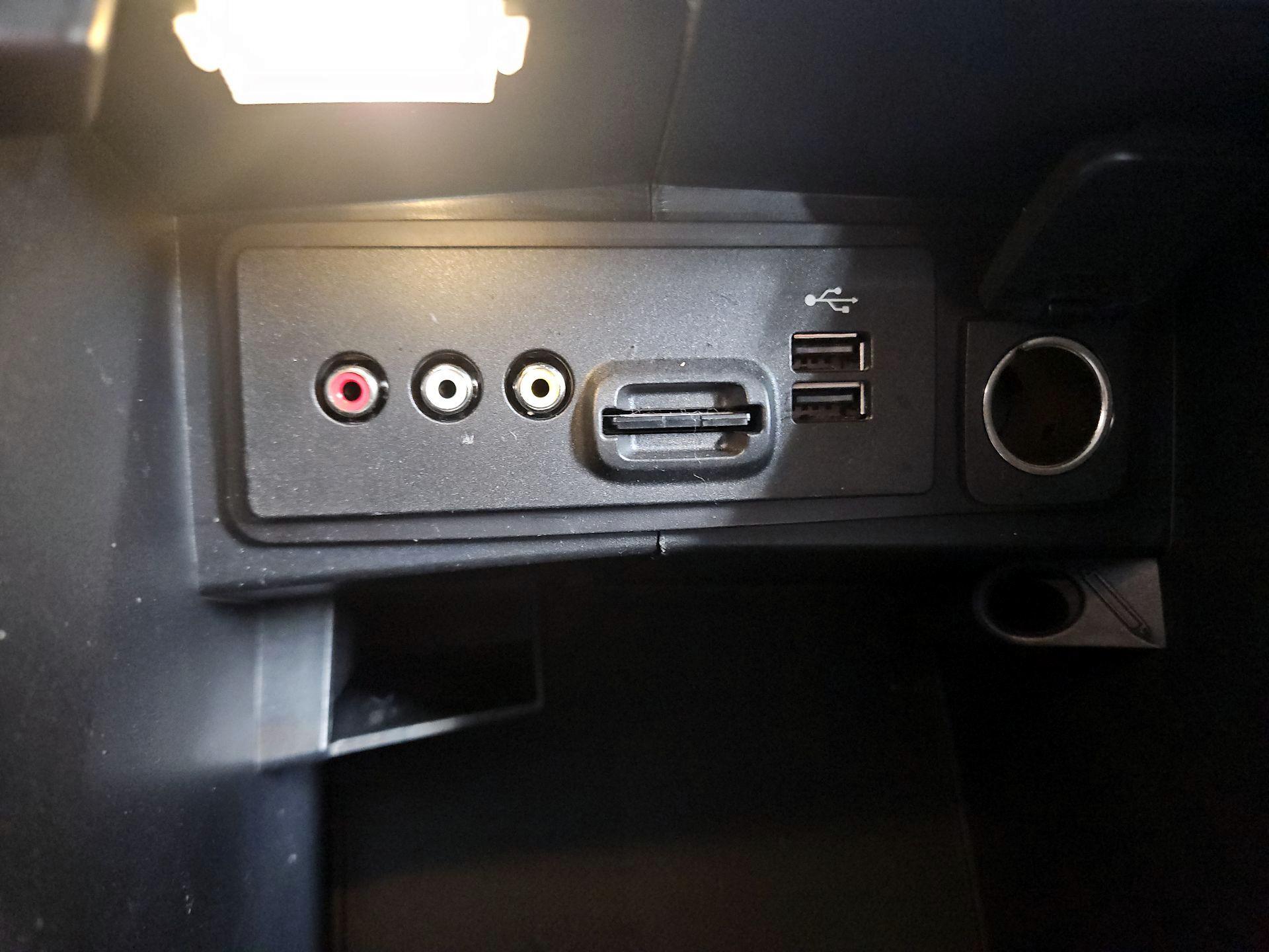 Thumbnail: 2015 Ford Fusion - 19