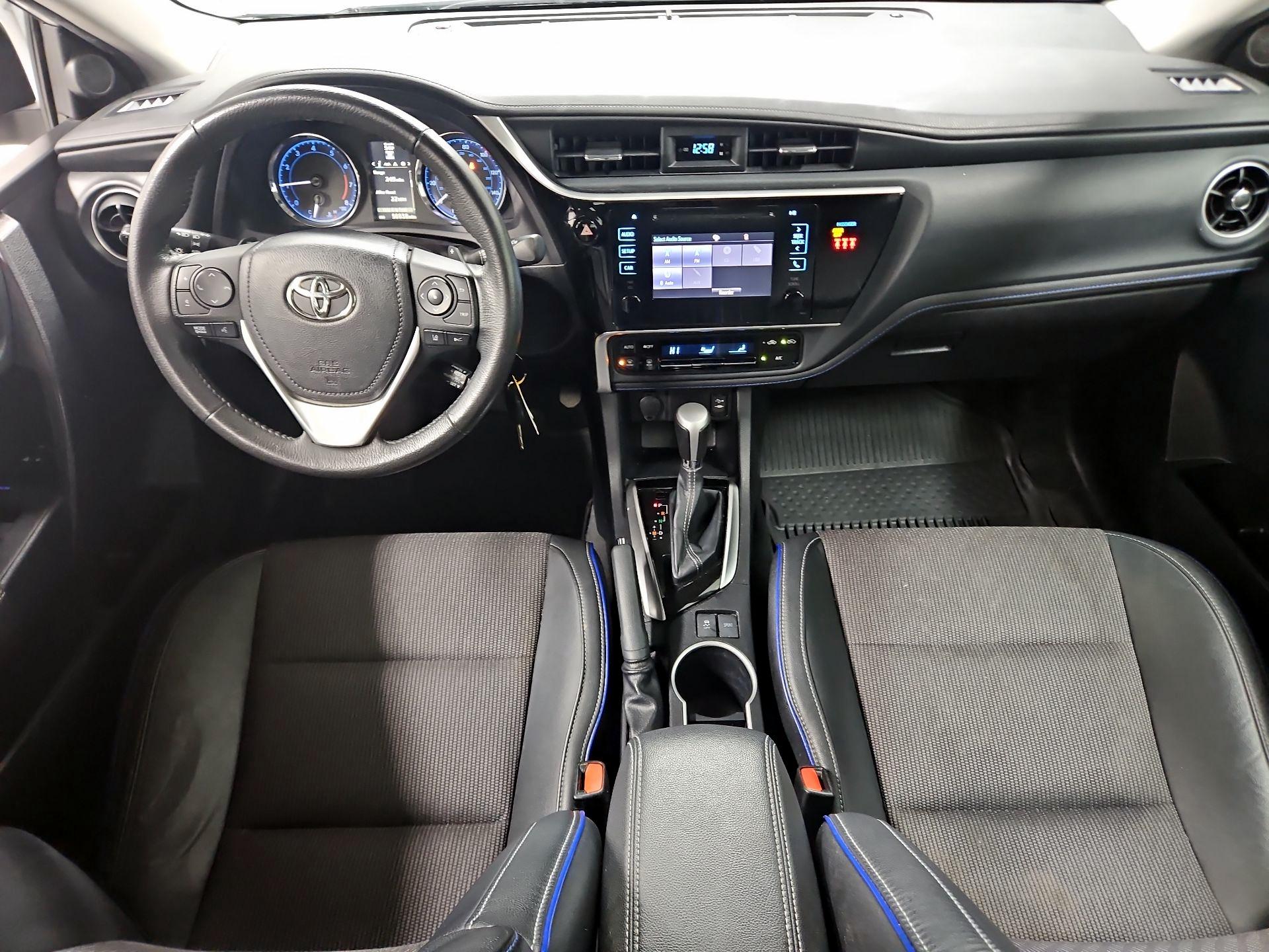 Thumbnail: 2018 Toyota Corolla - 9