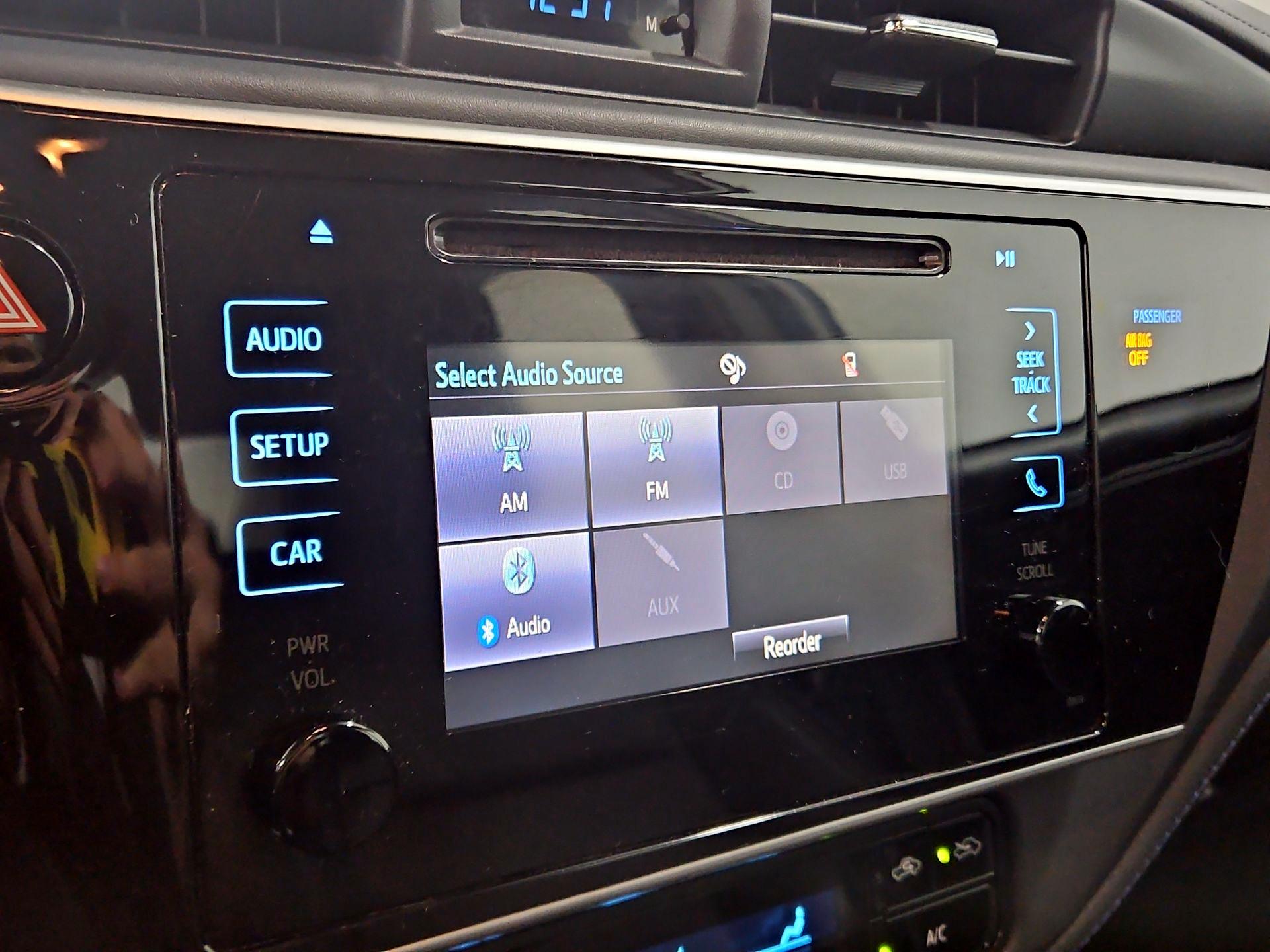 Thumbnail: 2018 Toyota Corolla - 15