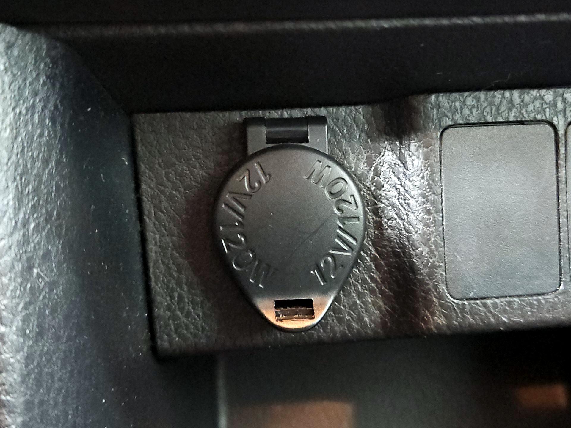 Thumbnail: 2018 Toyota Corolla - 18