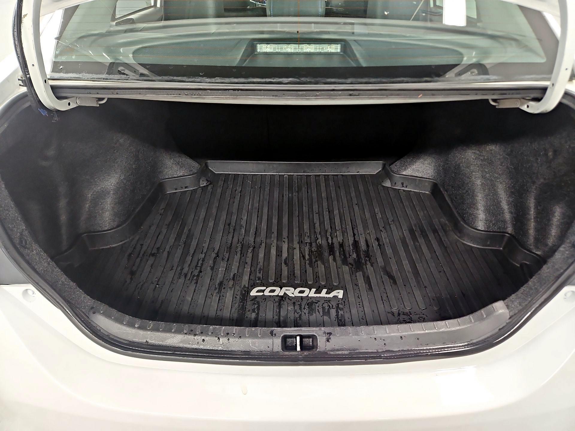 Thumbnail: 2018 Toyota Corolla - 20